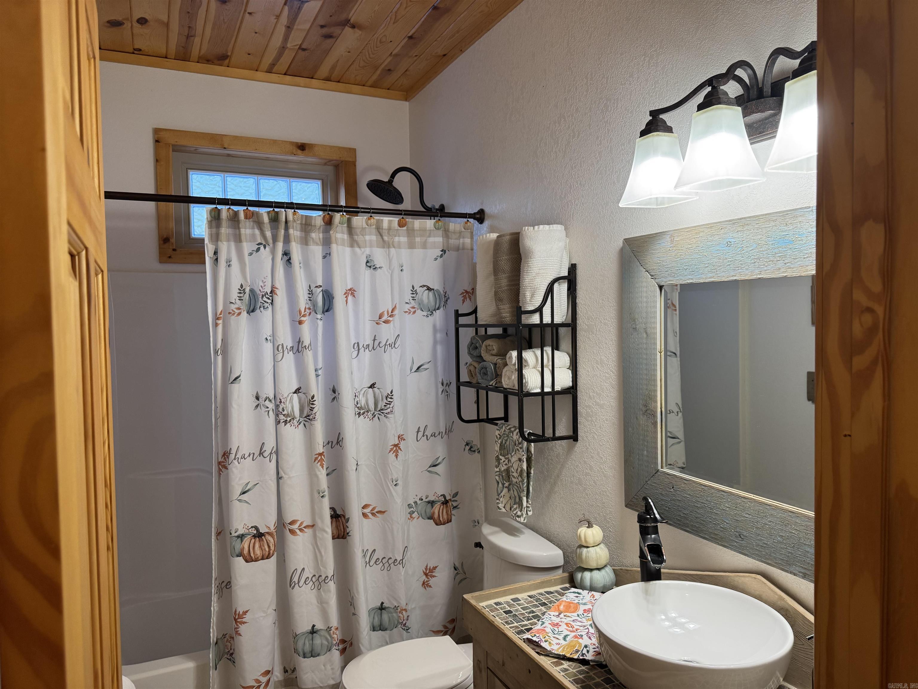 15 Primrose Creek  Heber Springs, AR