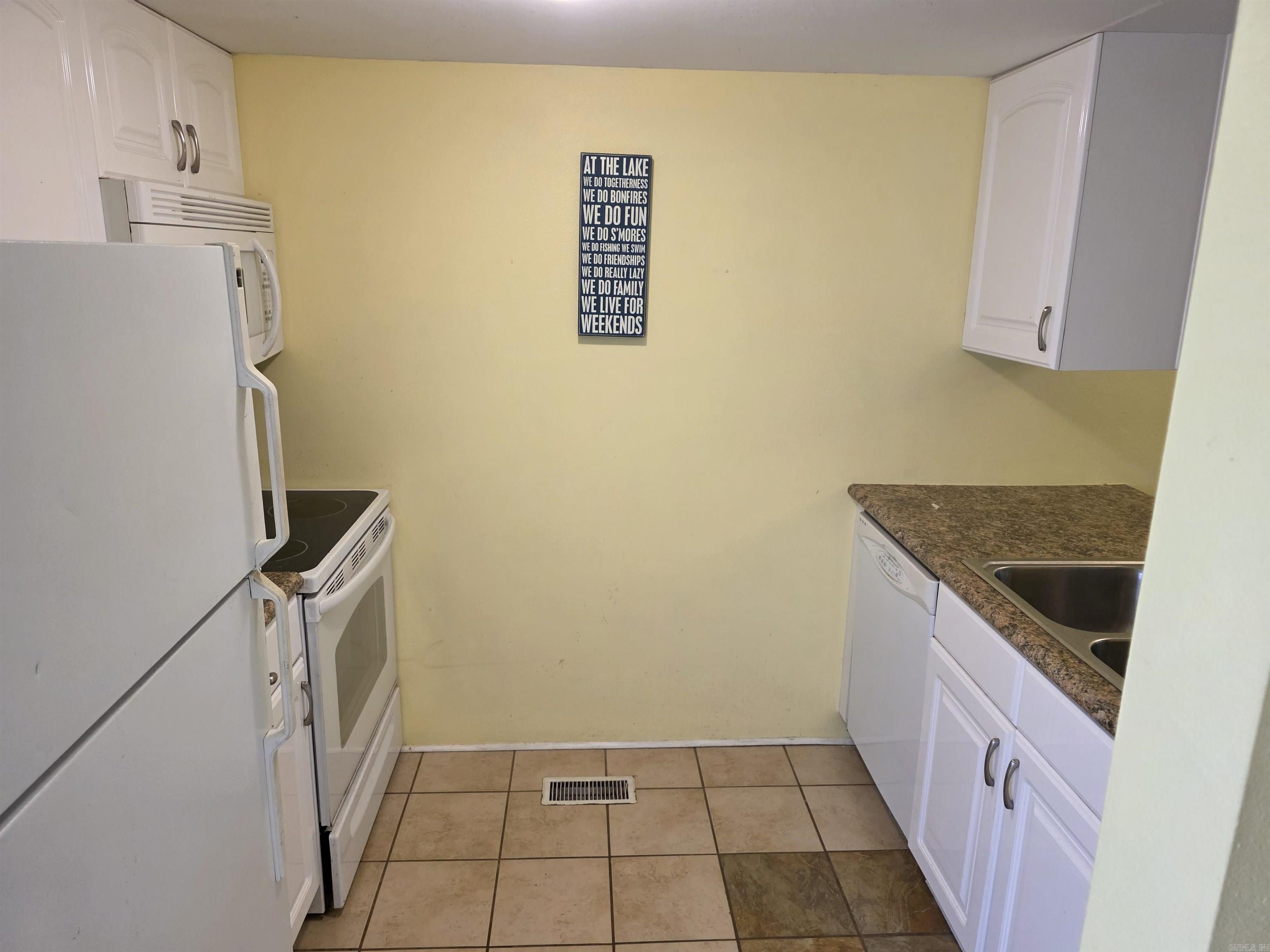 104 #31 Chelsea Drive  Fairfield Bay, AR