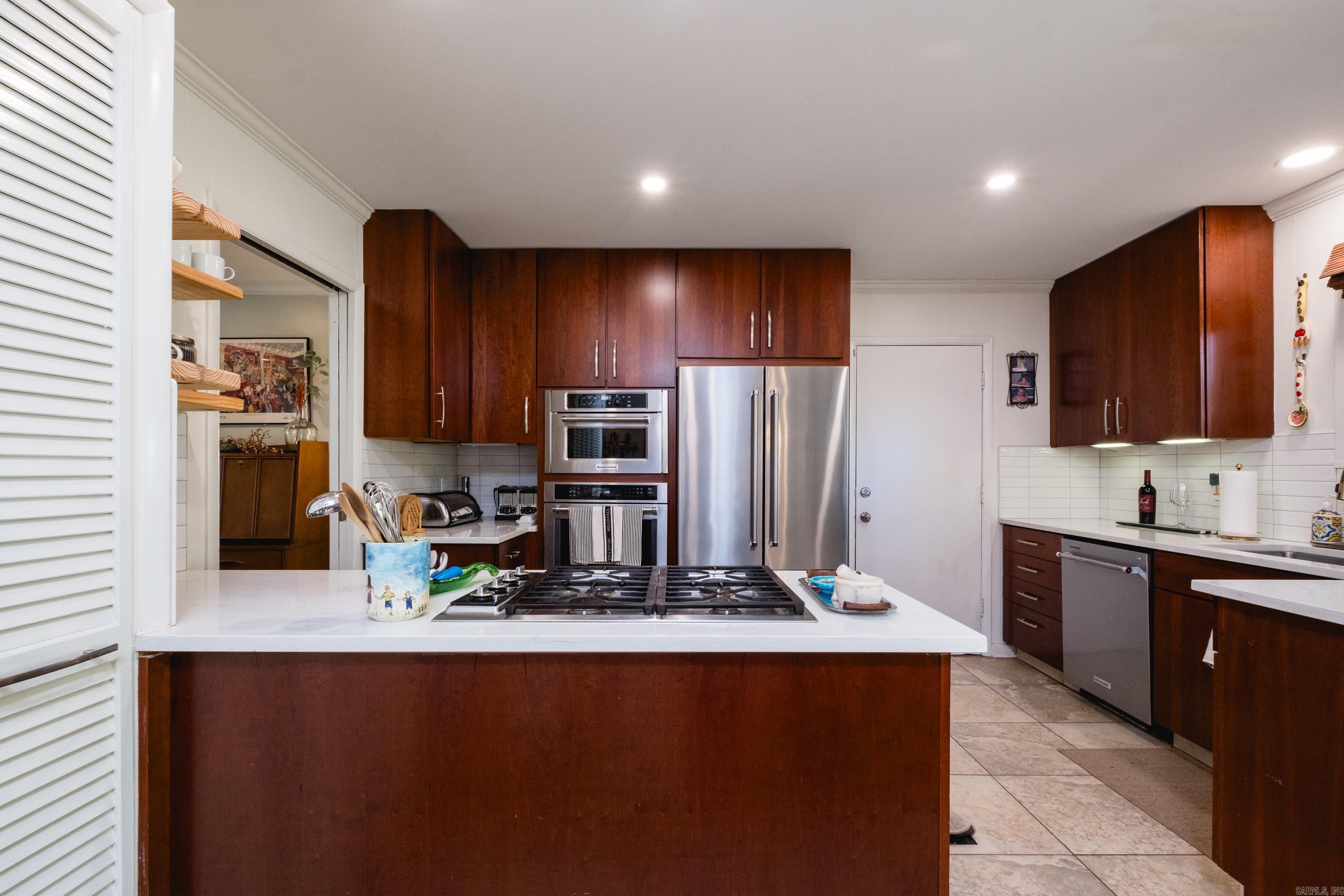 17 Pinnacle  Little Rock, AR