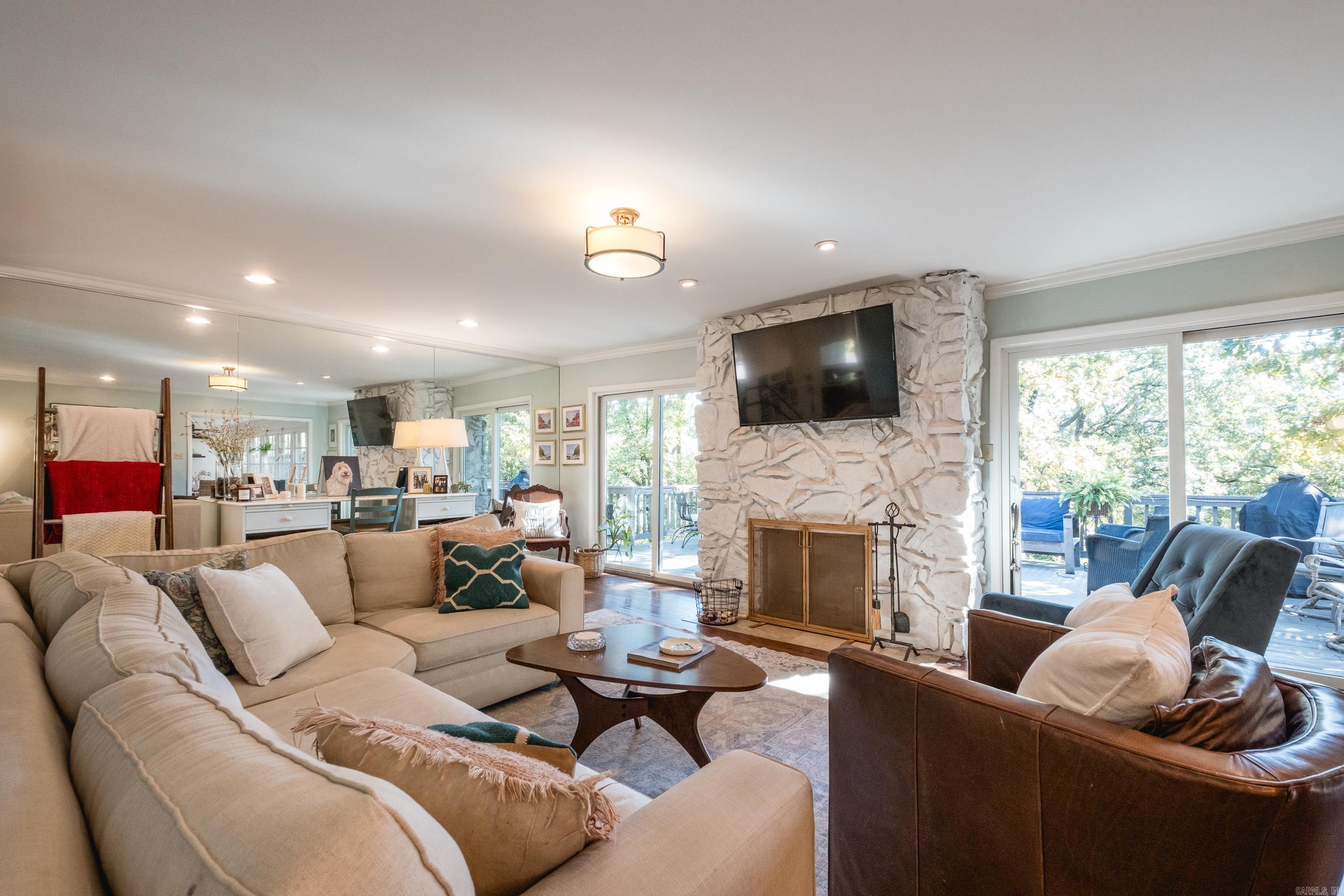 17 Pinnacle  Little Rock, AR