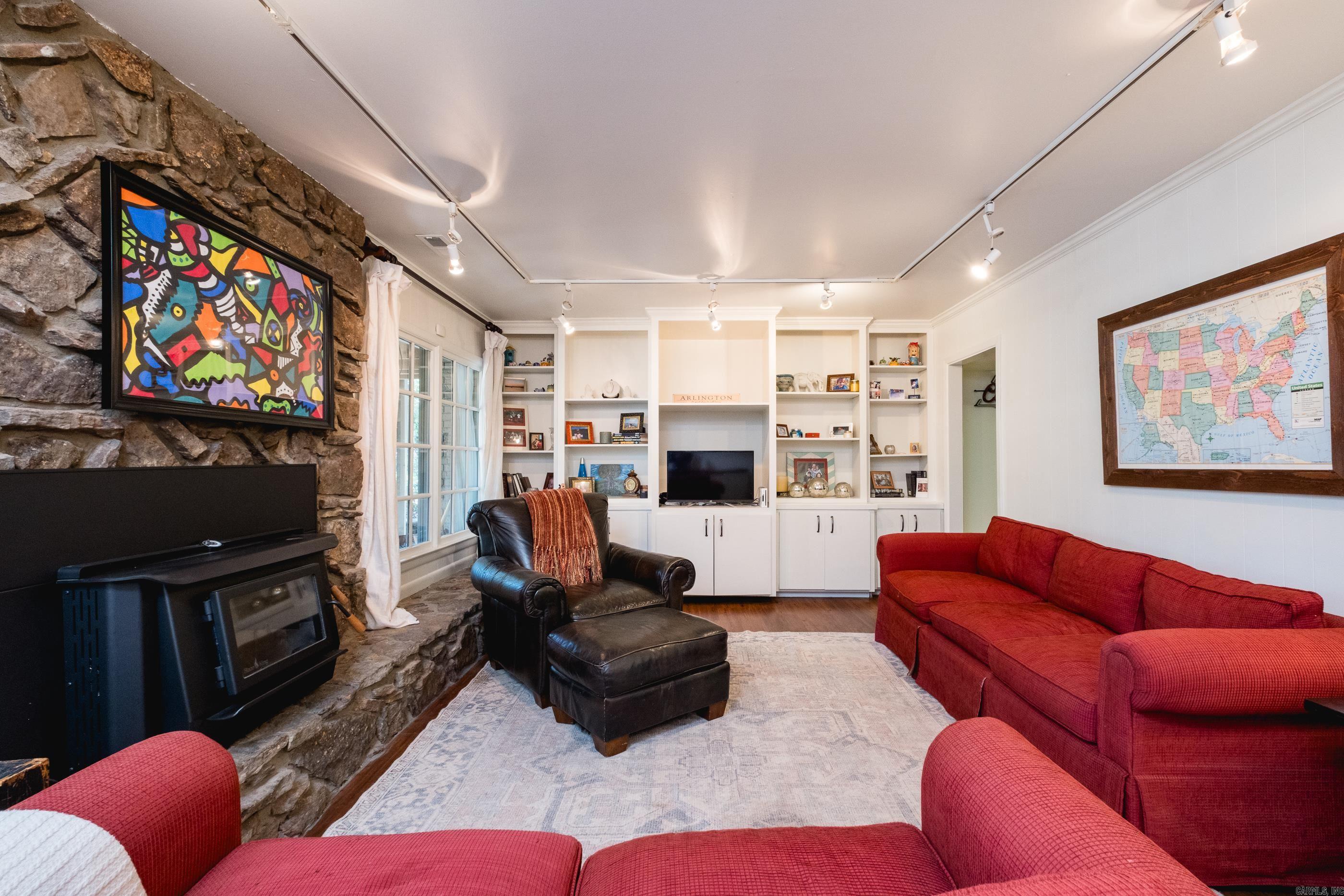 17 Pinnacle  Little Rock, AR