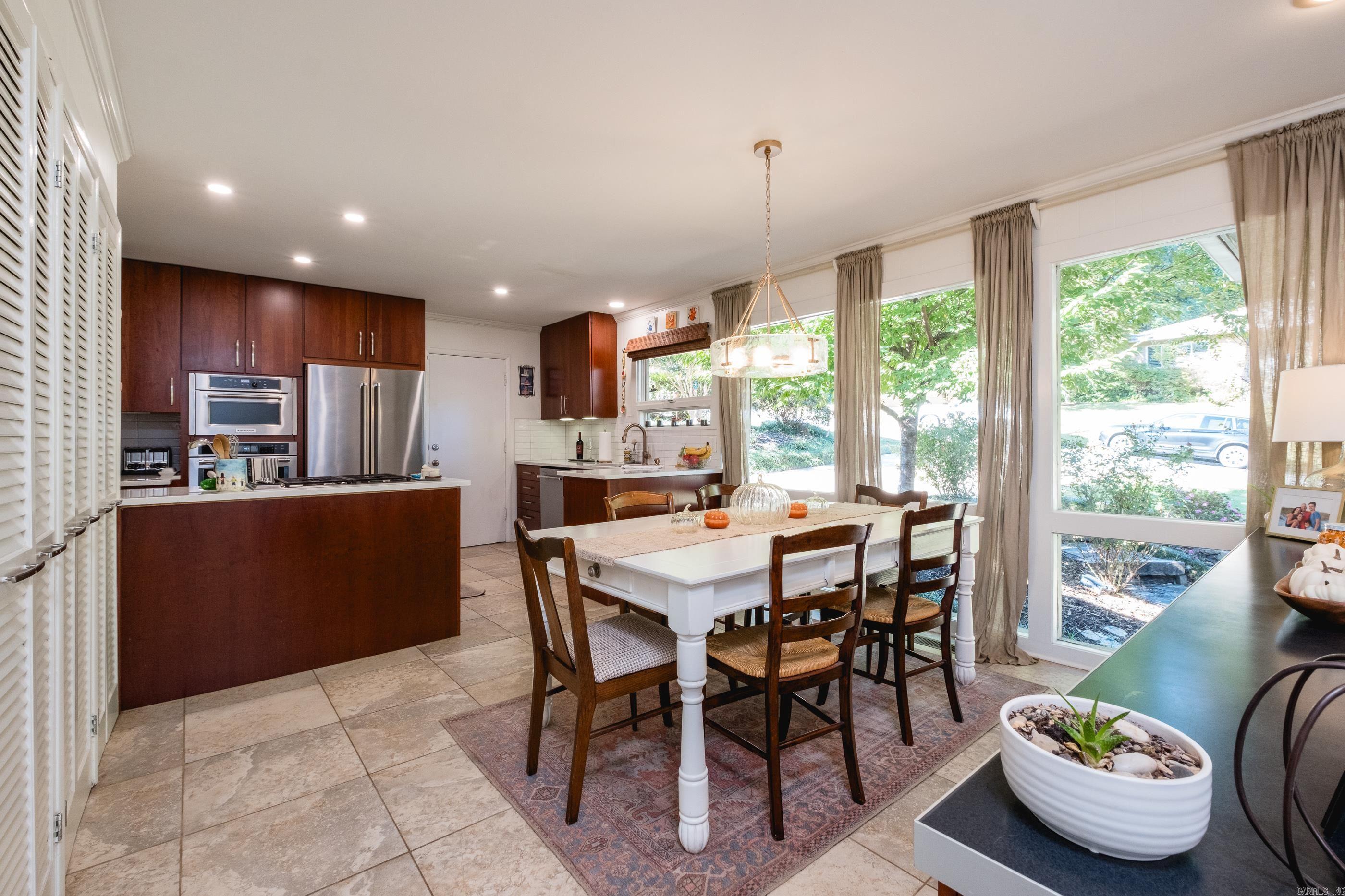 17 Pinnacle  Little Rock, AR