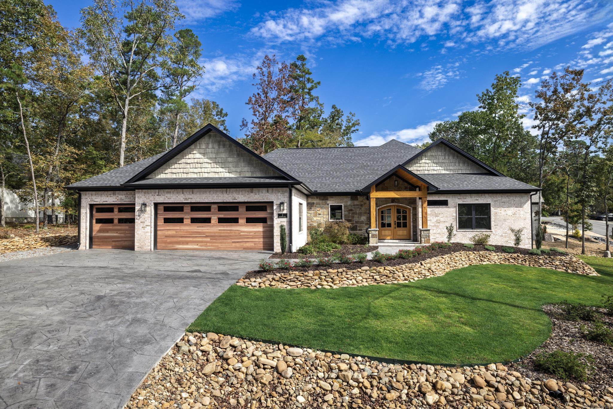 2 Resplandor Cir Hot Springs Village, AR 71909