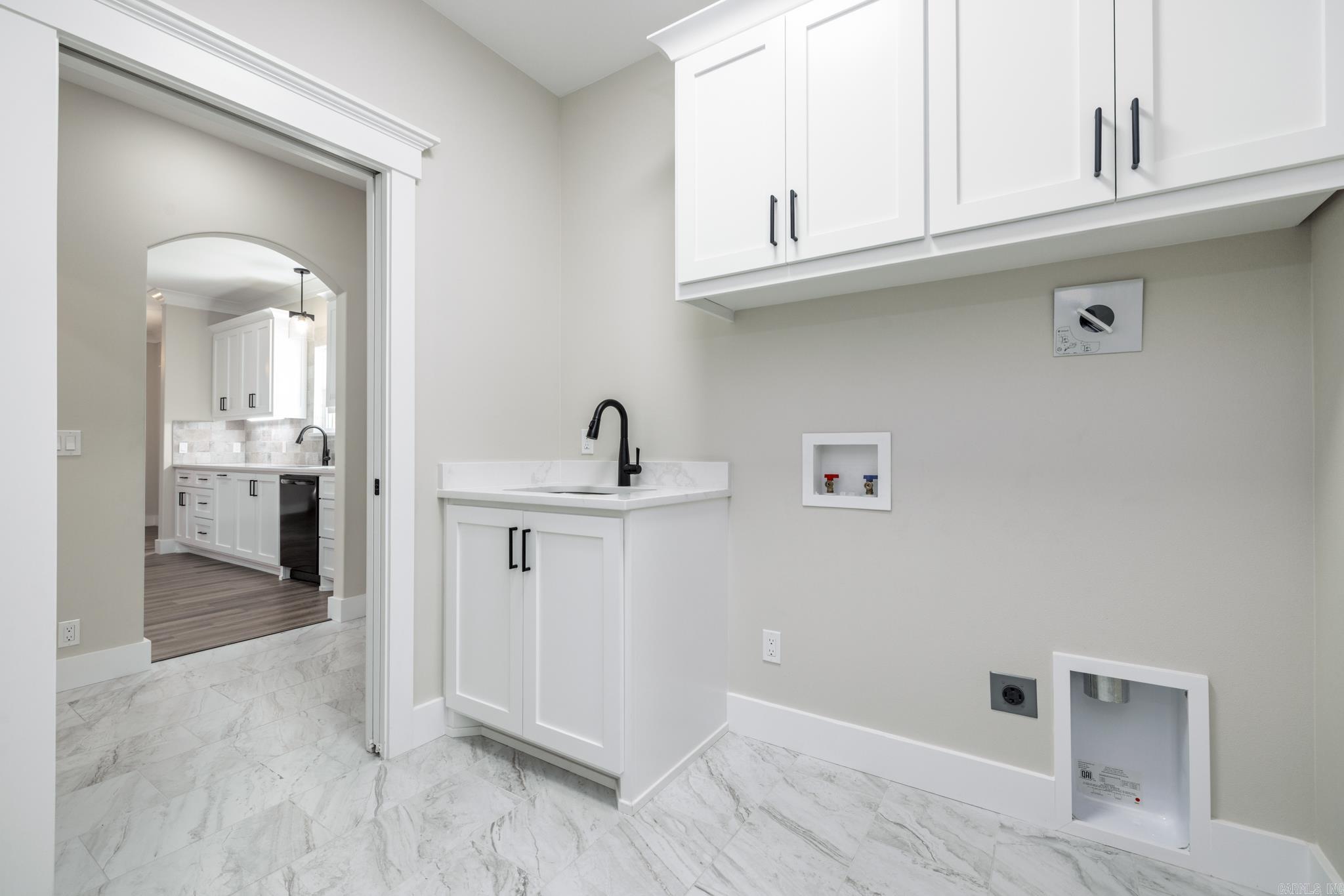 2 Resplandor Cir Hot Springs Village, AR 71909