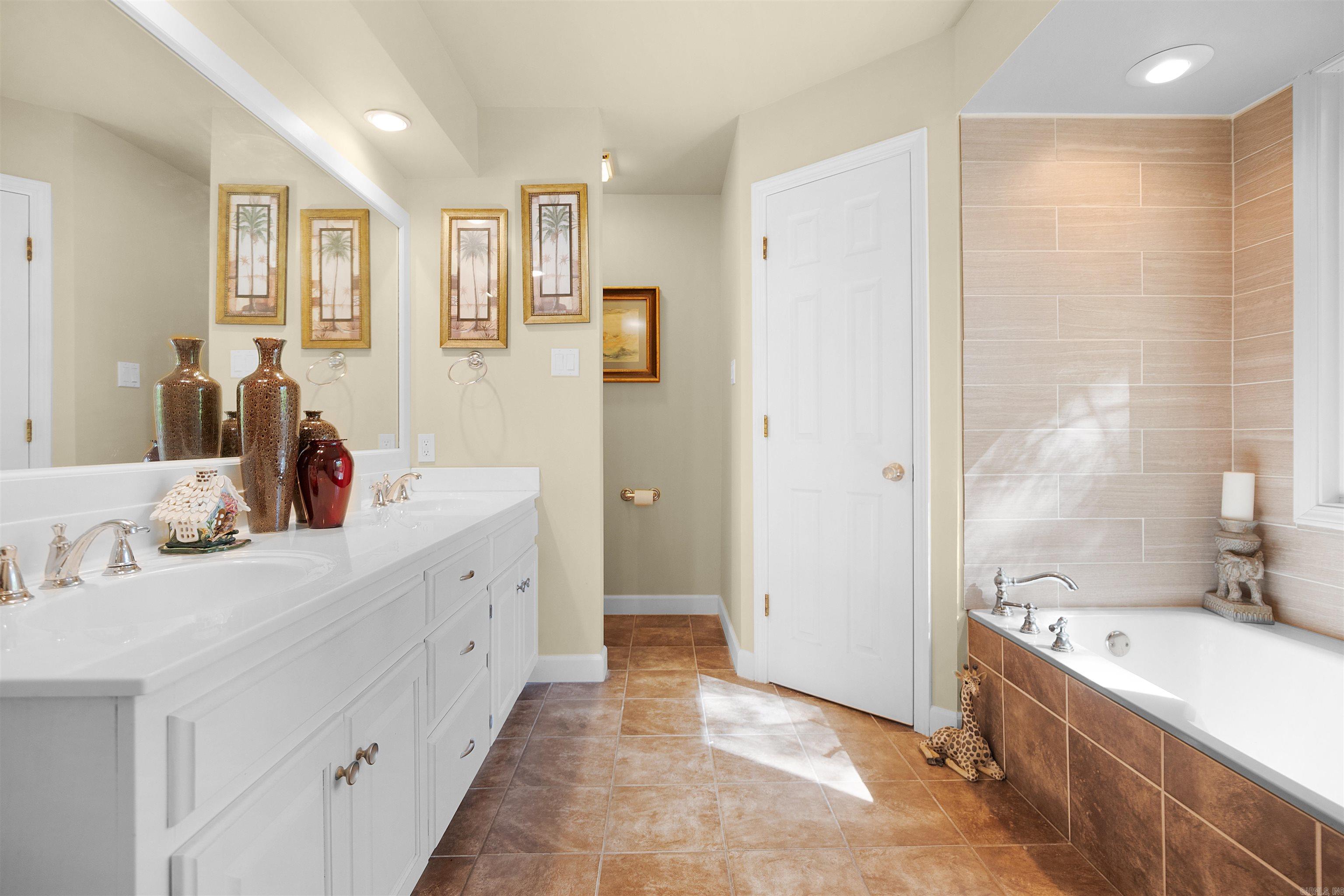 5 Culebra Place Hot Springs Village, AR 71909