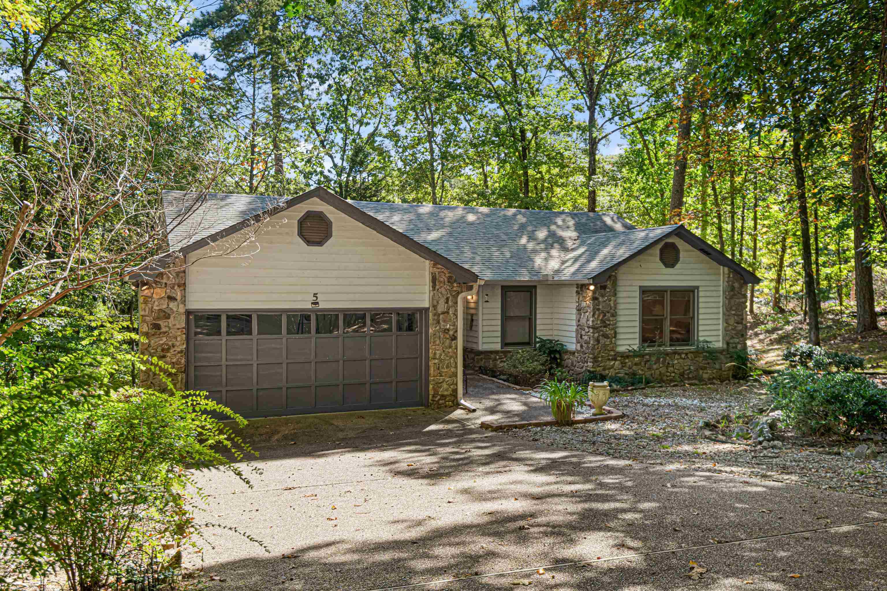 5 Culebra Place Hot Springs Village, AR 71909