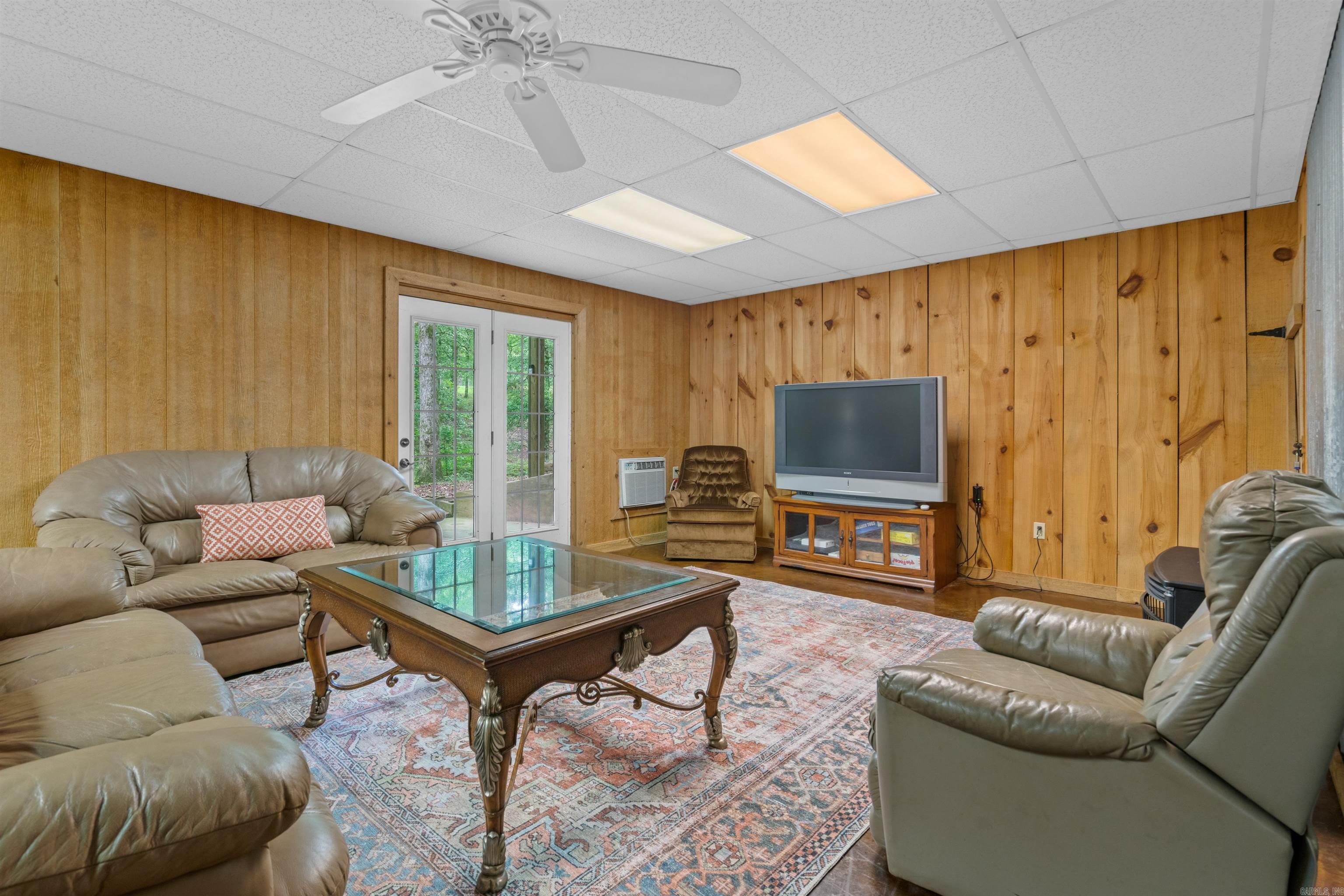 61 Muscadine  Mount Ida, AR