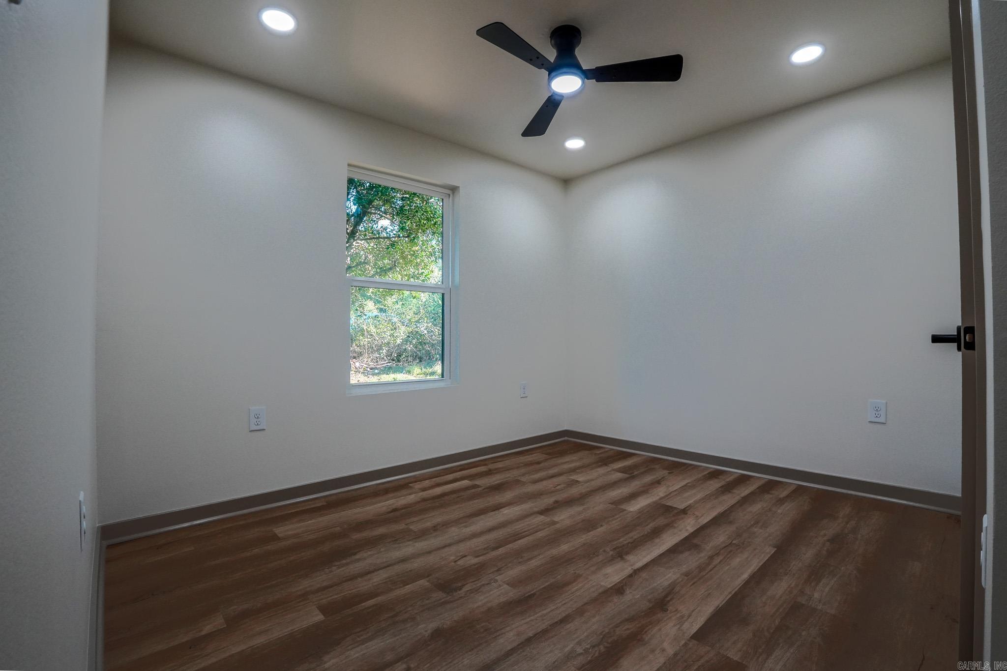 13725 Cantrell Road Little Rock, AR 72223