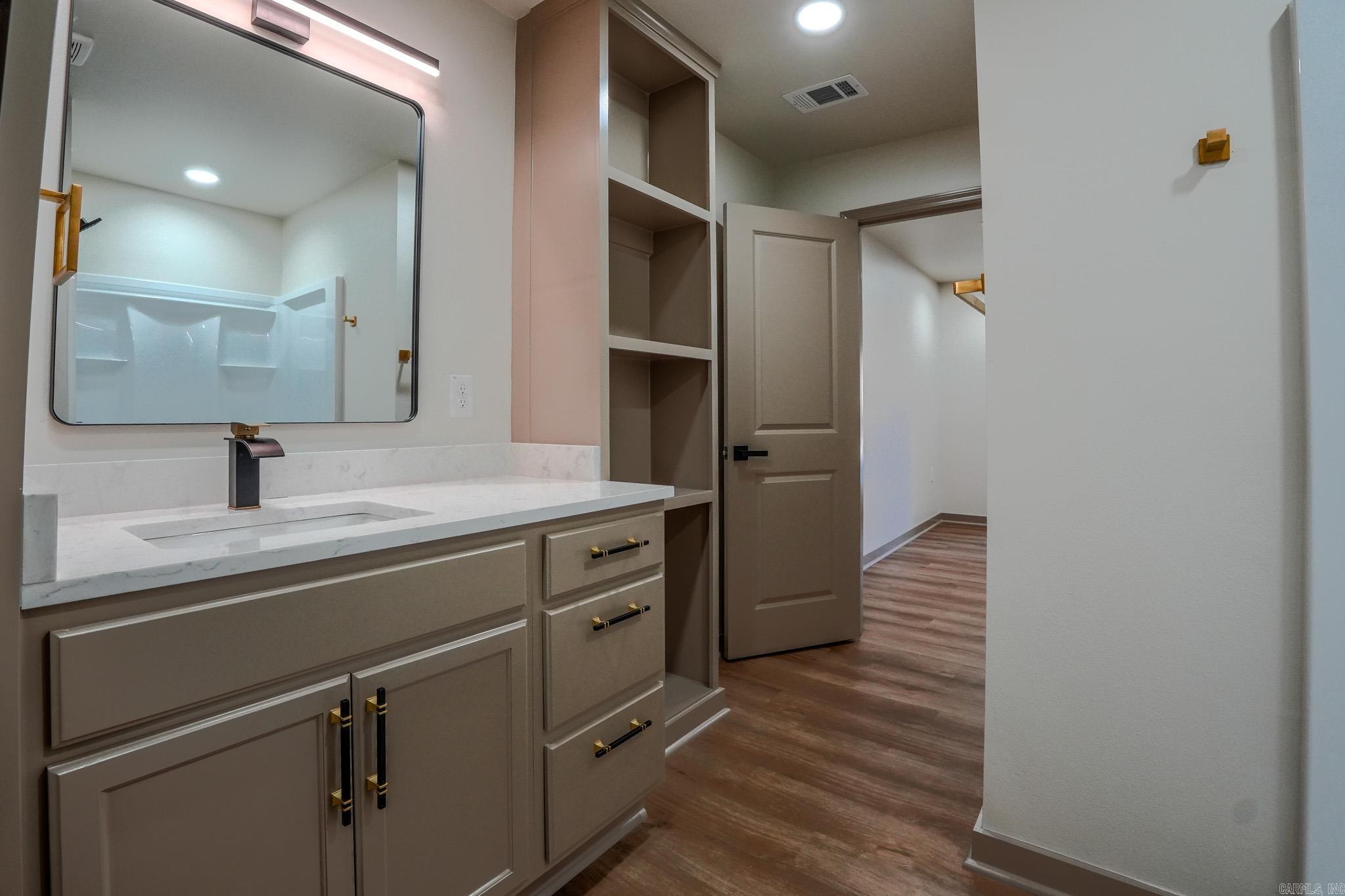 13725 Cantrell Road Little Rock, AR 72223