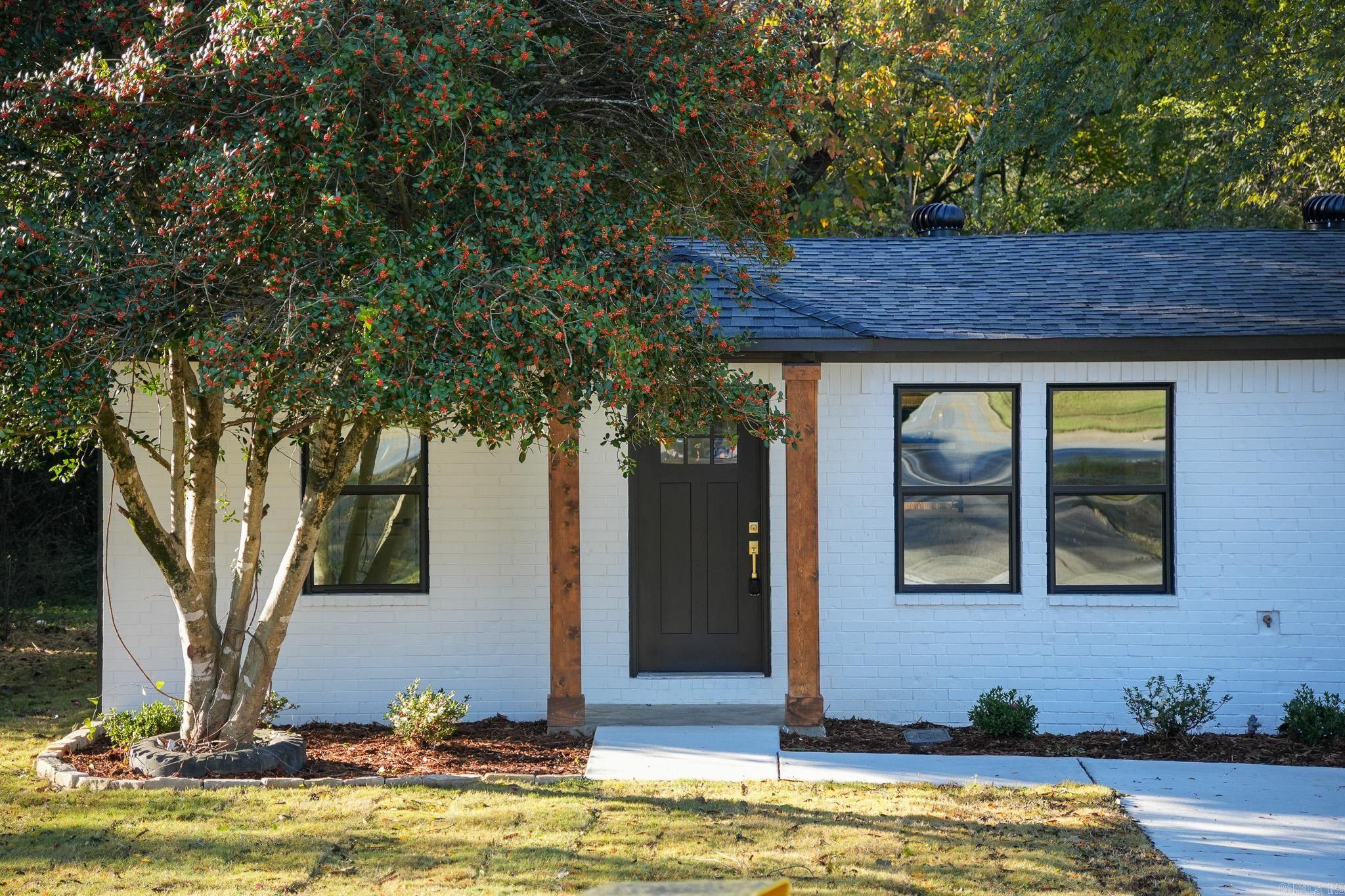 13725 Cantrell Road Little Rock, AR 72223