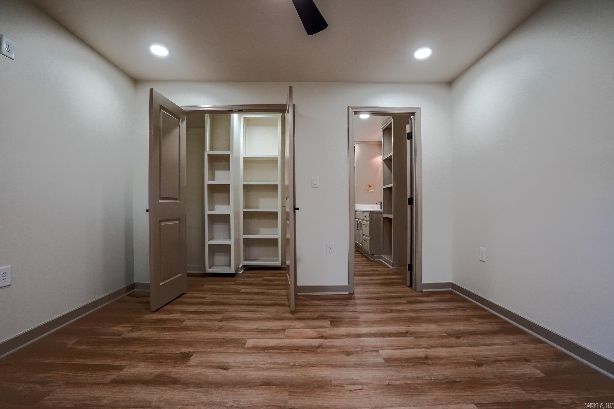 13725 Cantrell Road Little Rock, AR 72223