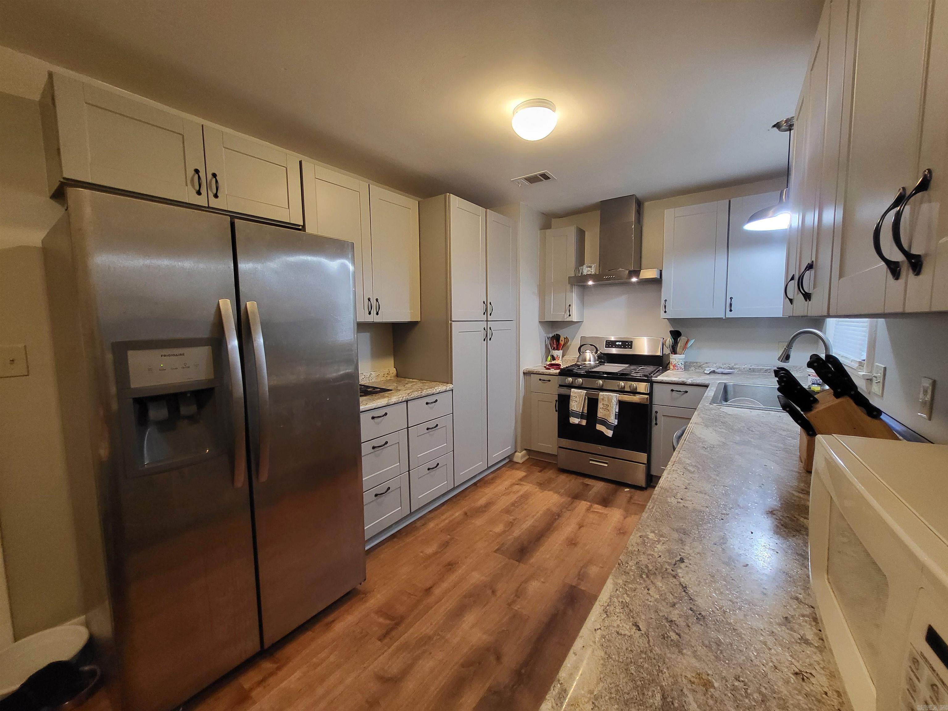 724 Locust  Jonesboro, AR