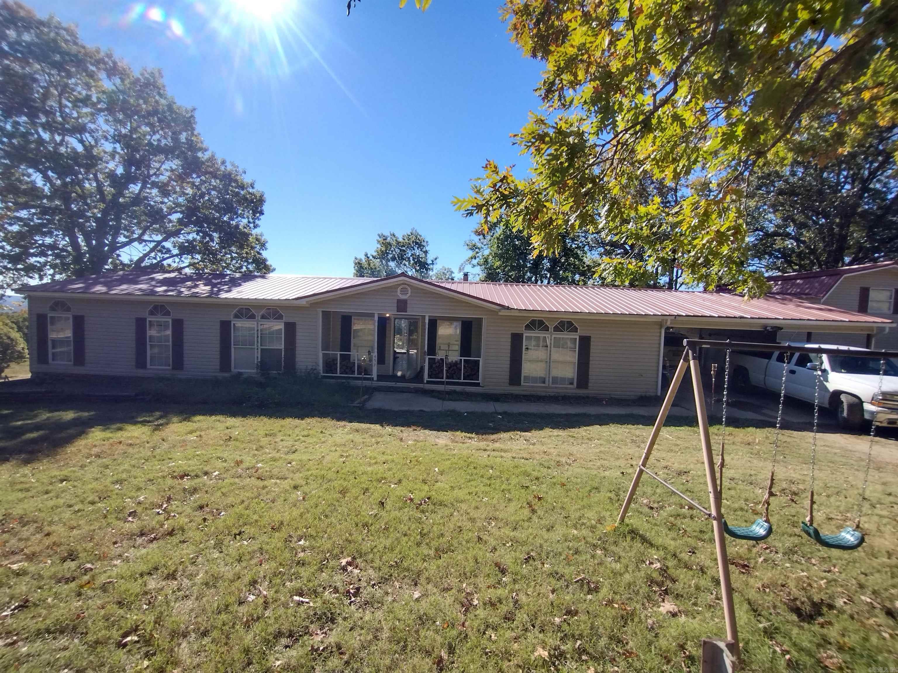 457 Haywood LN  Mountain View, AR