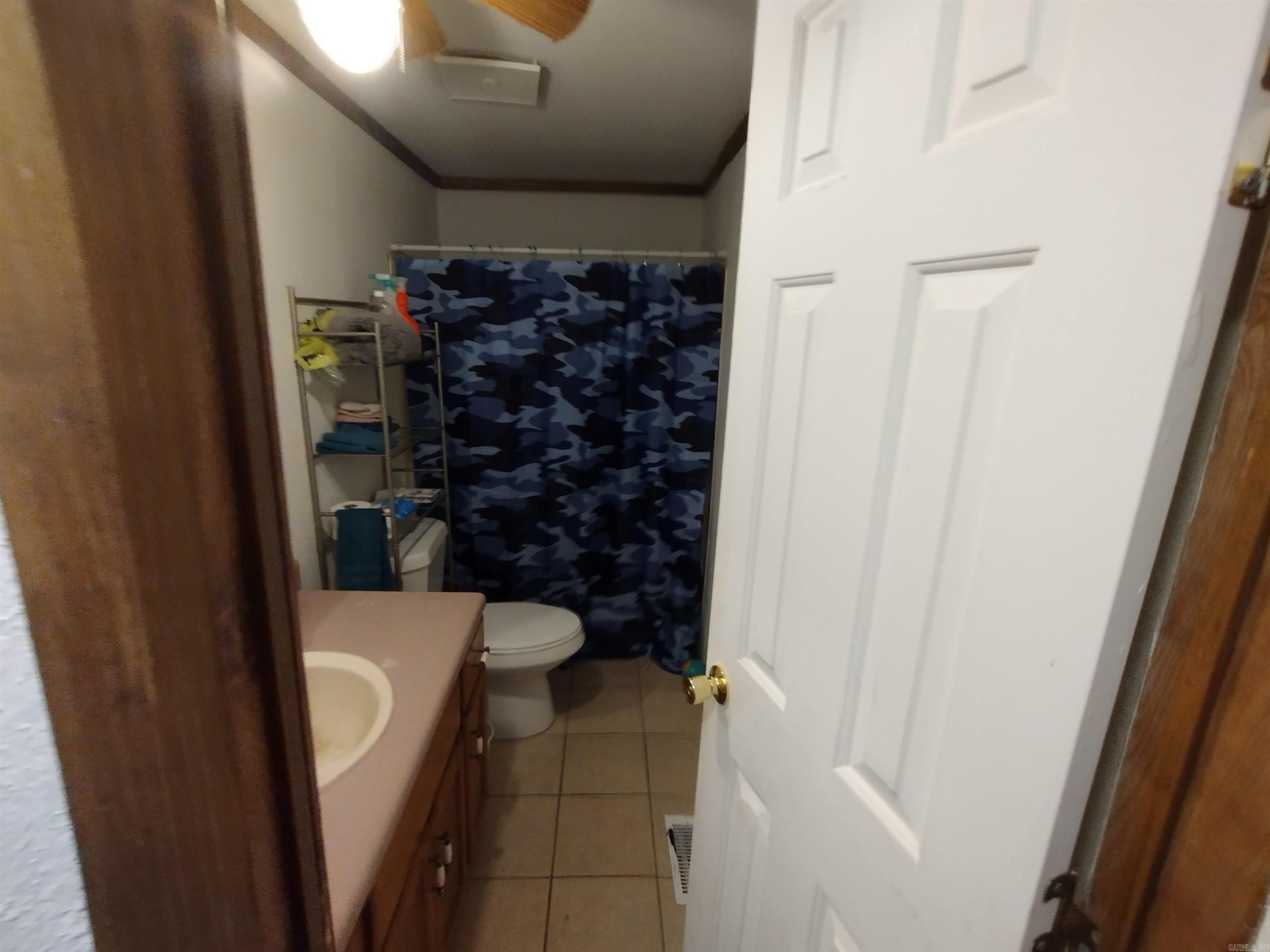 457 Haywood LN  Mountain View, AR