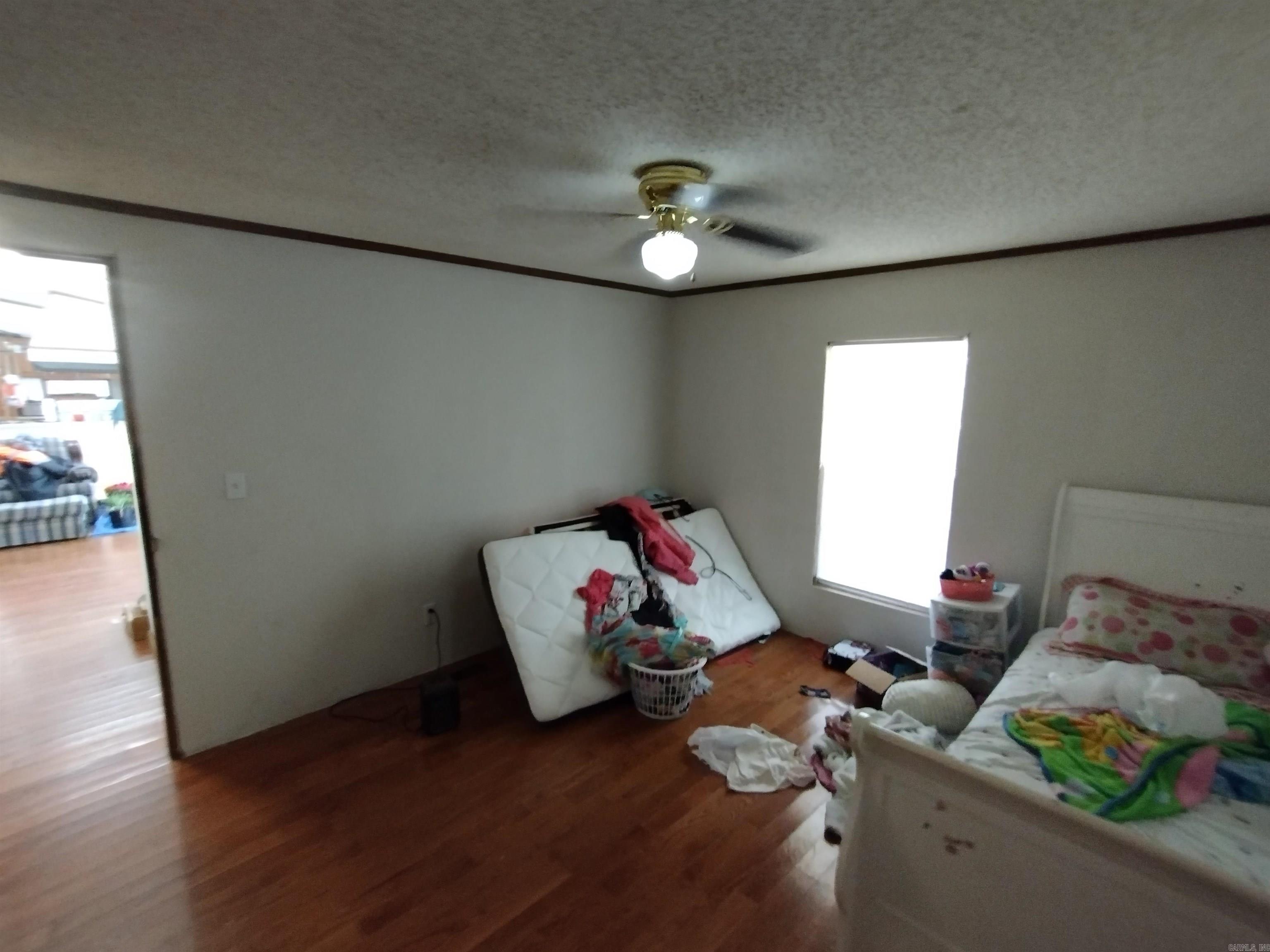 457 Haywood LN  Mountain View, AR