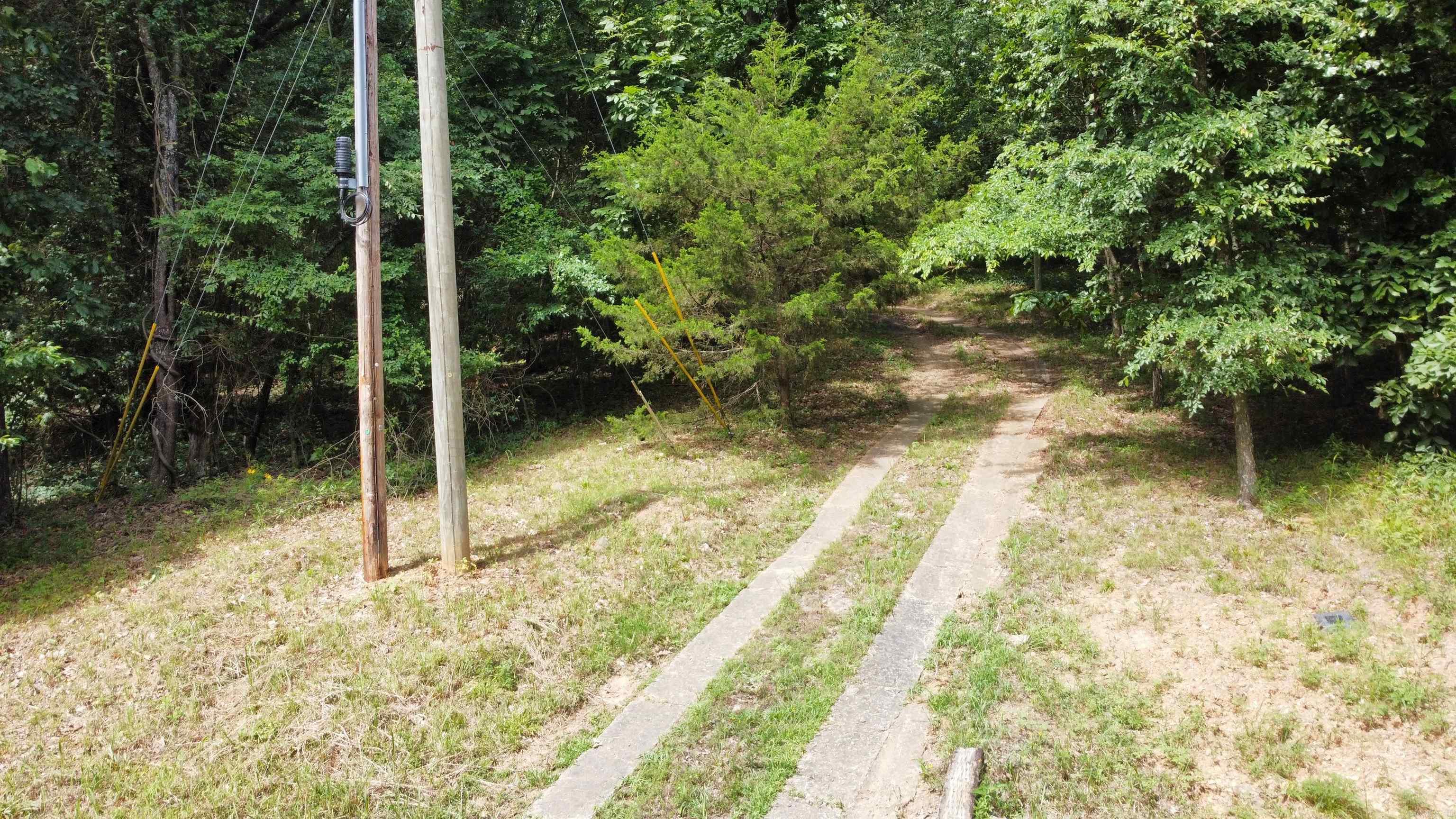 299 County Road 3587  Clarksville, AR