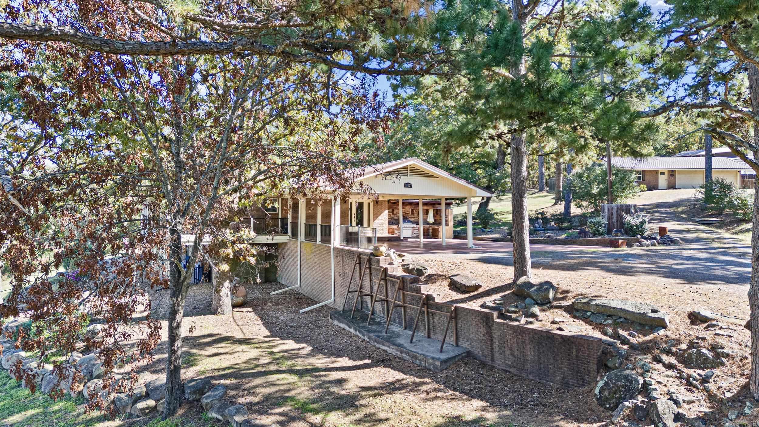 10127 George Mountain  Danville, AR