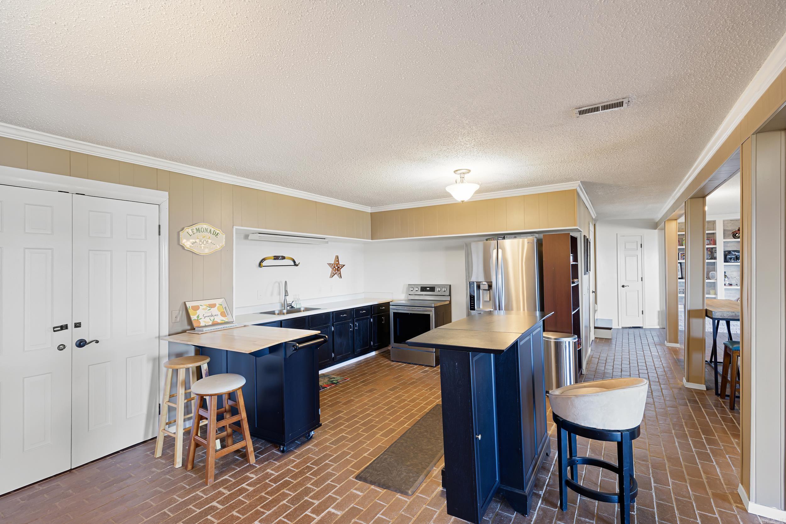 10127 George Mountain  Danville, AR