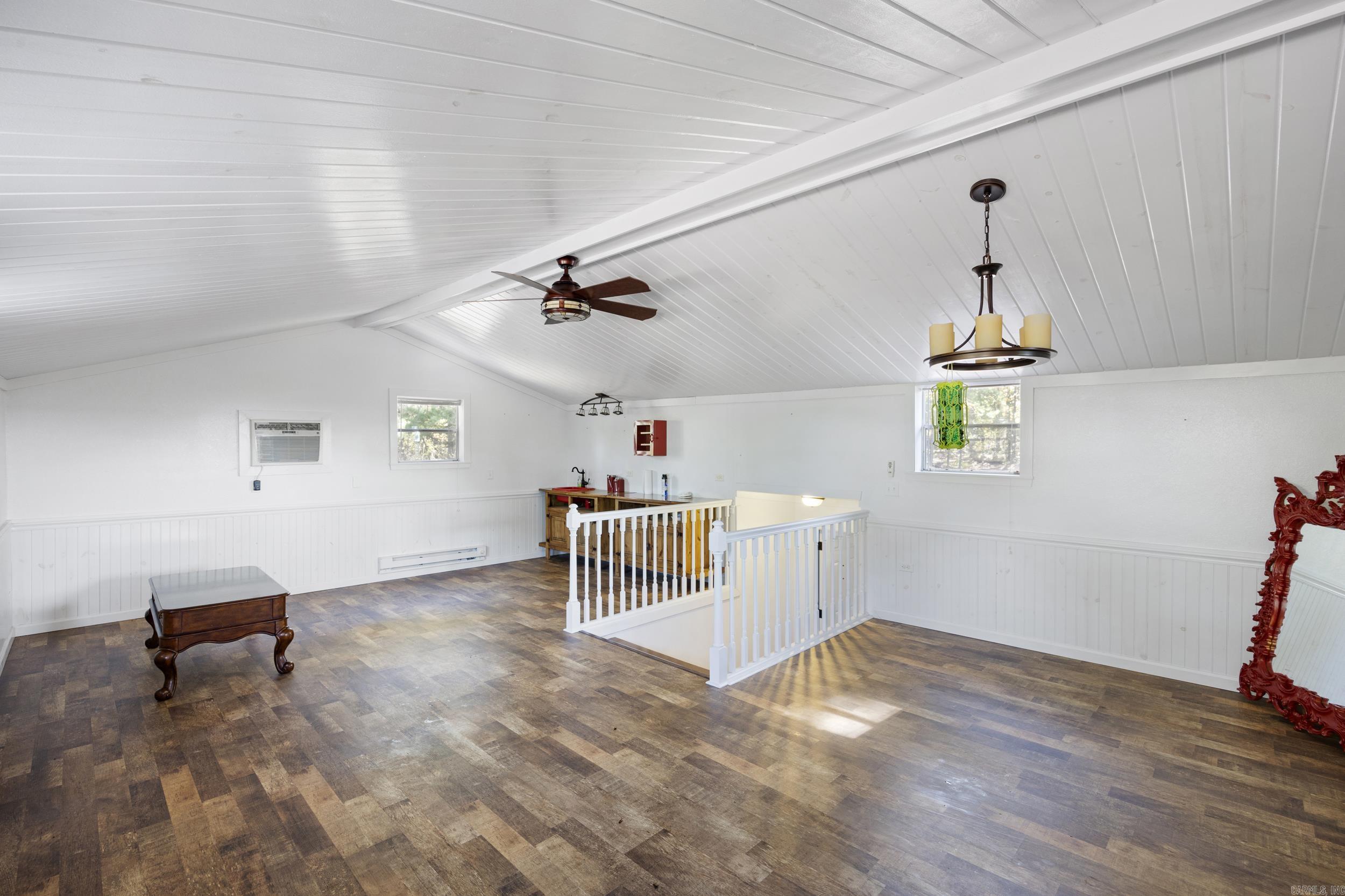 10127 George Mountain  Danville, AR