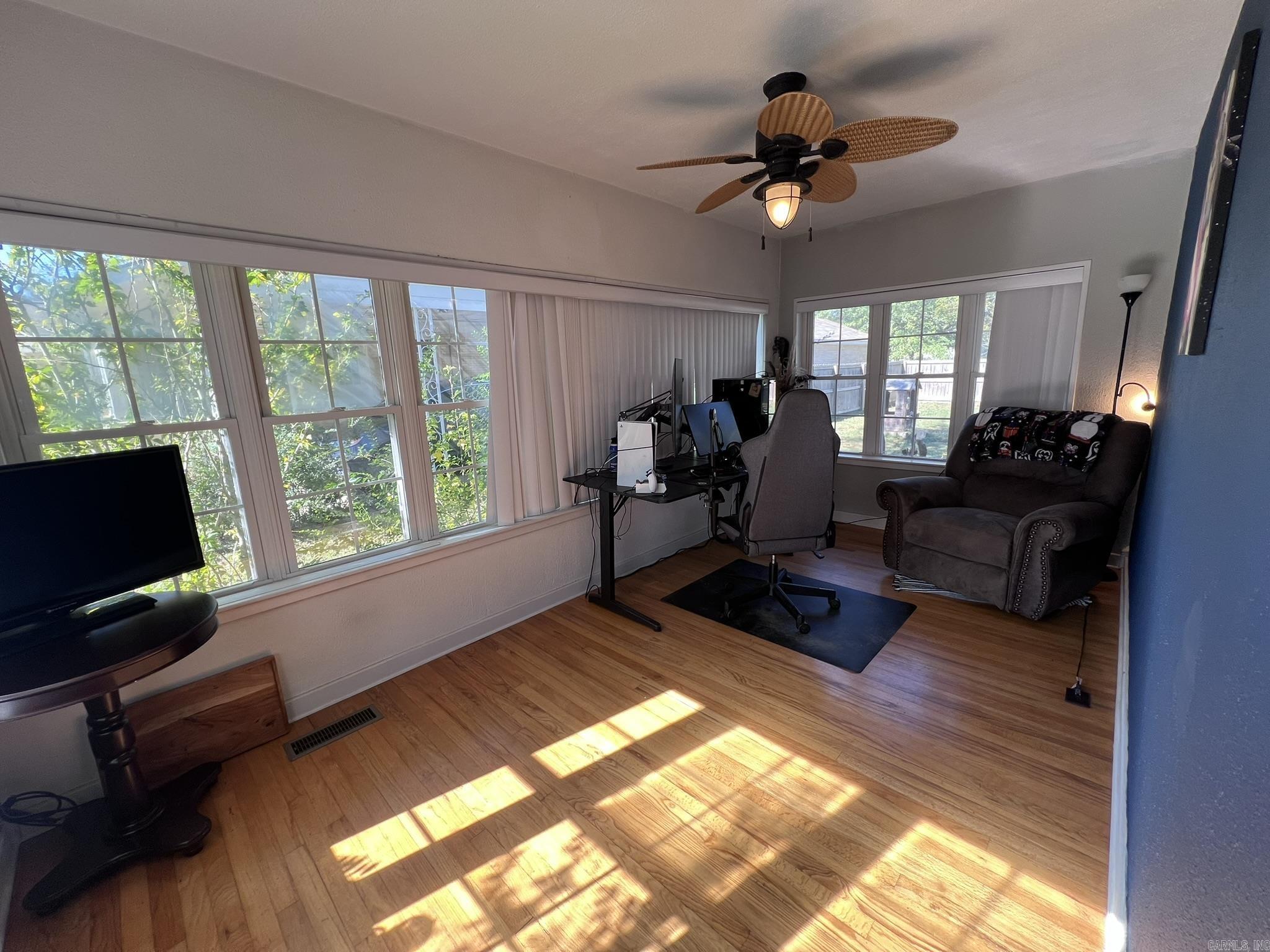 1405 Hickory Ave  Mena, AR