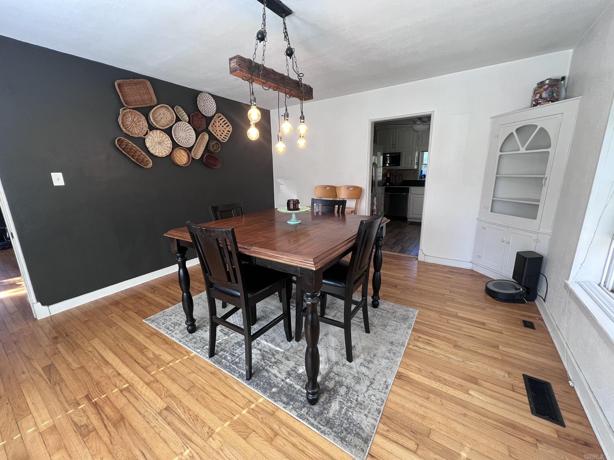 1405 Hickory Ave  Mena, AR