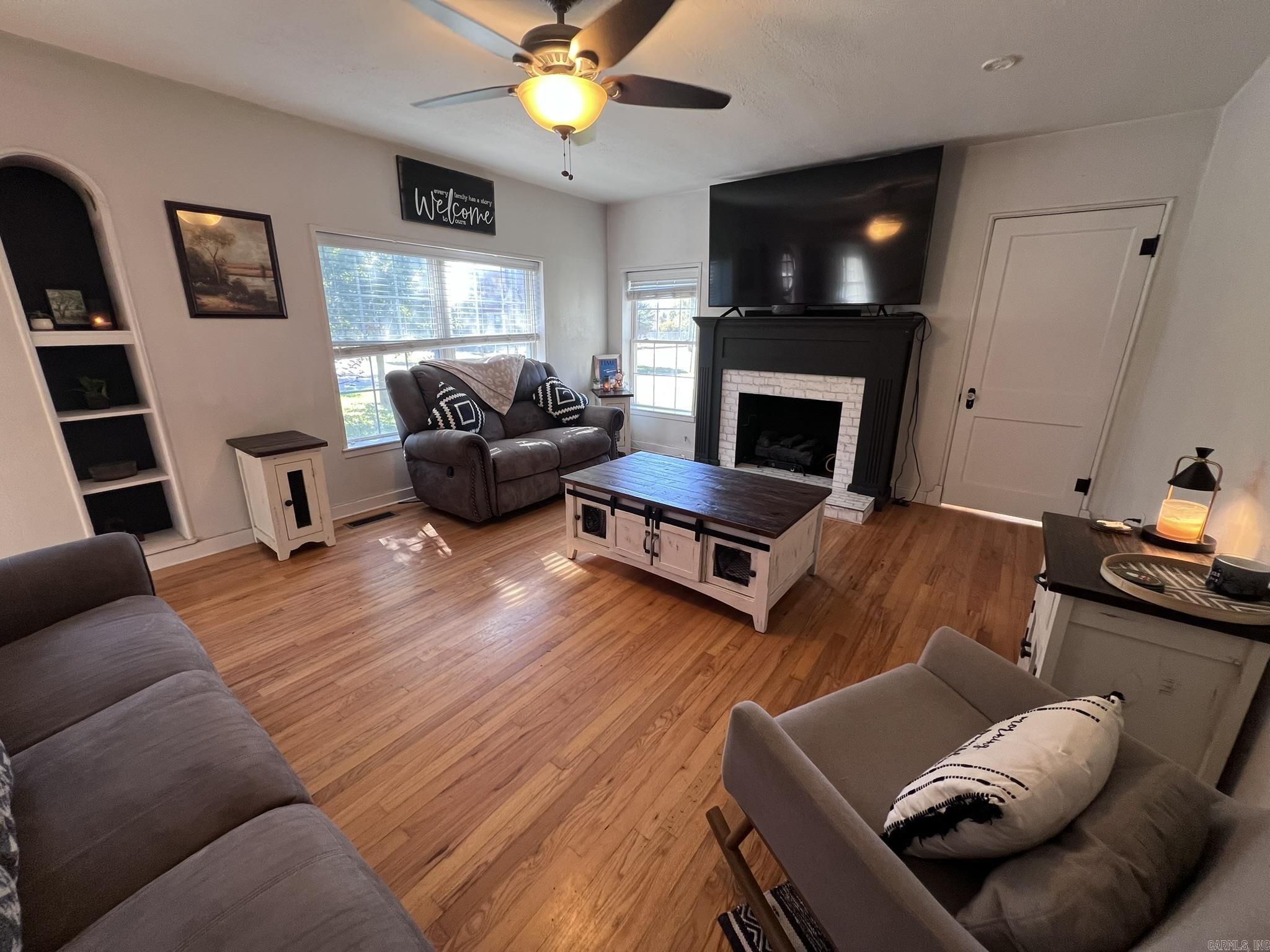 1405 Hickory Ave  Mena, AR