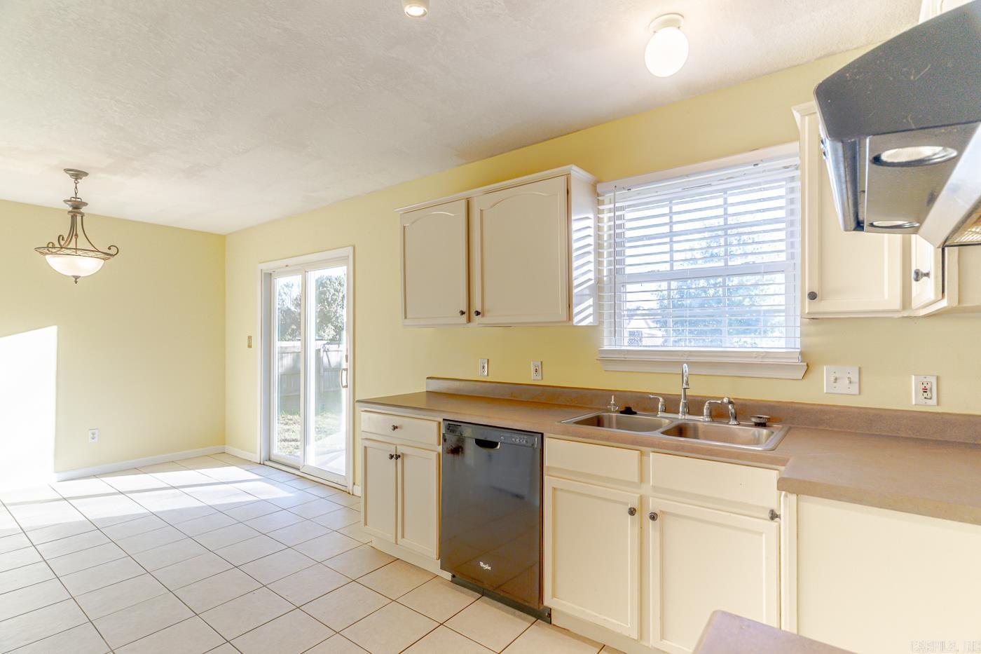 111 Summer Leigh  Bay, AR