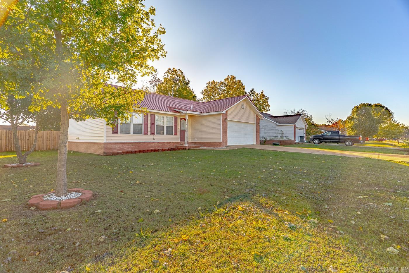 111 Summer Leigh  Bay, AR