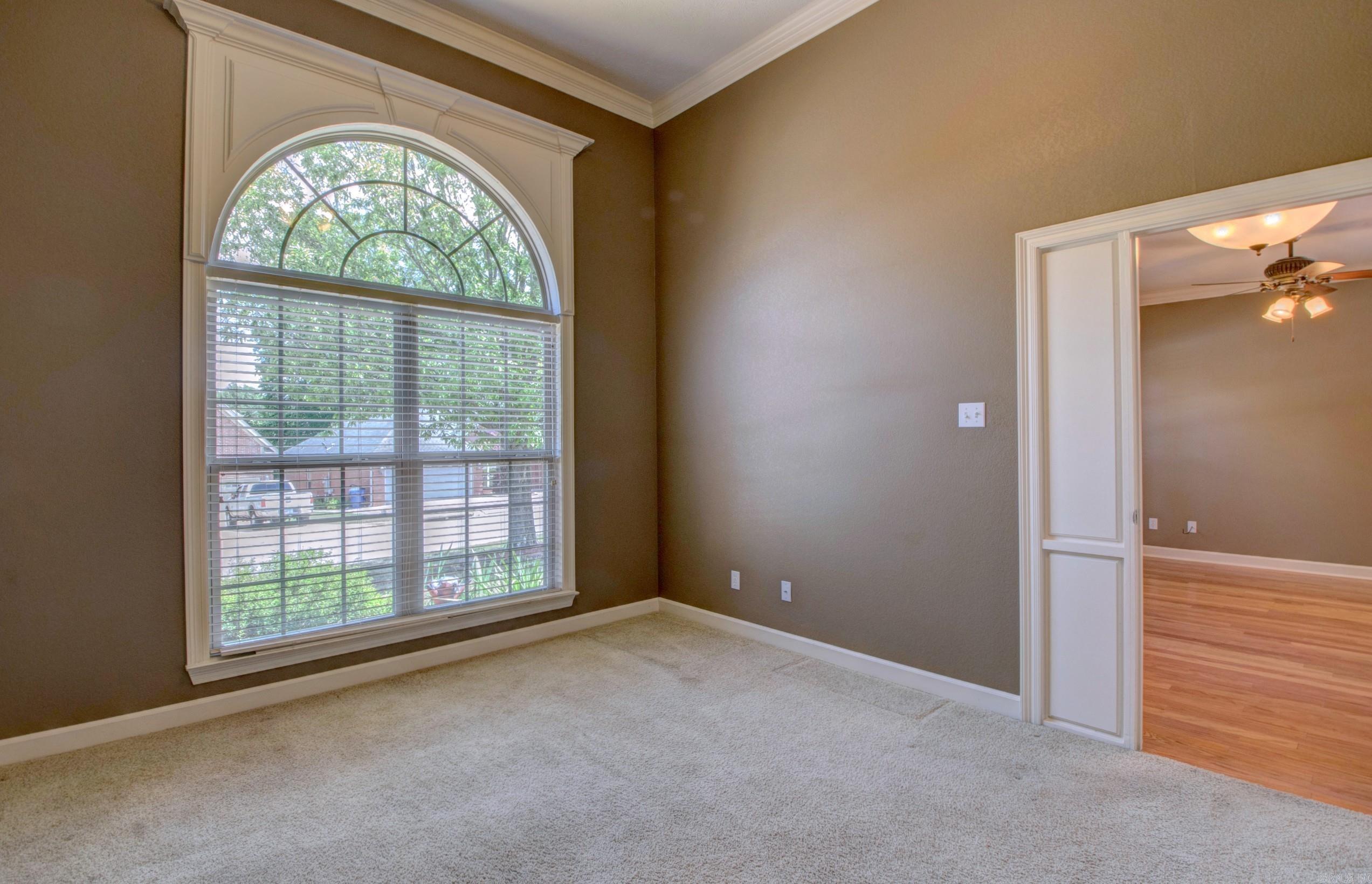 124 Mountain Valley  Maumelle, AR