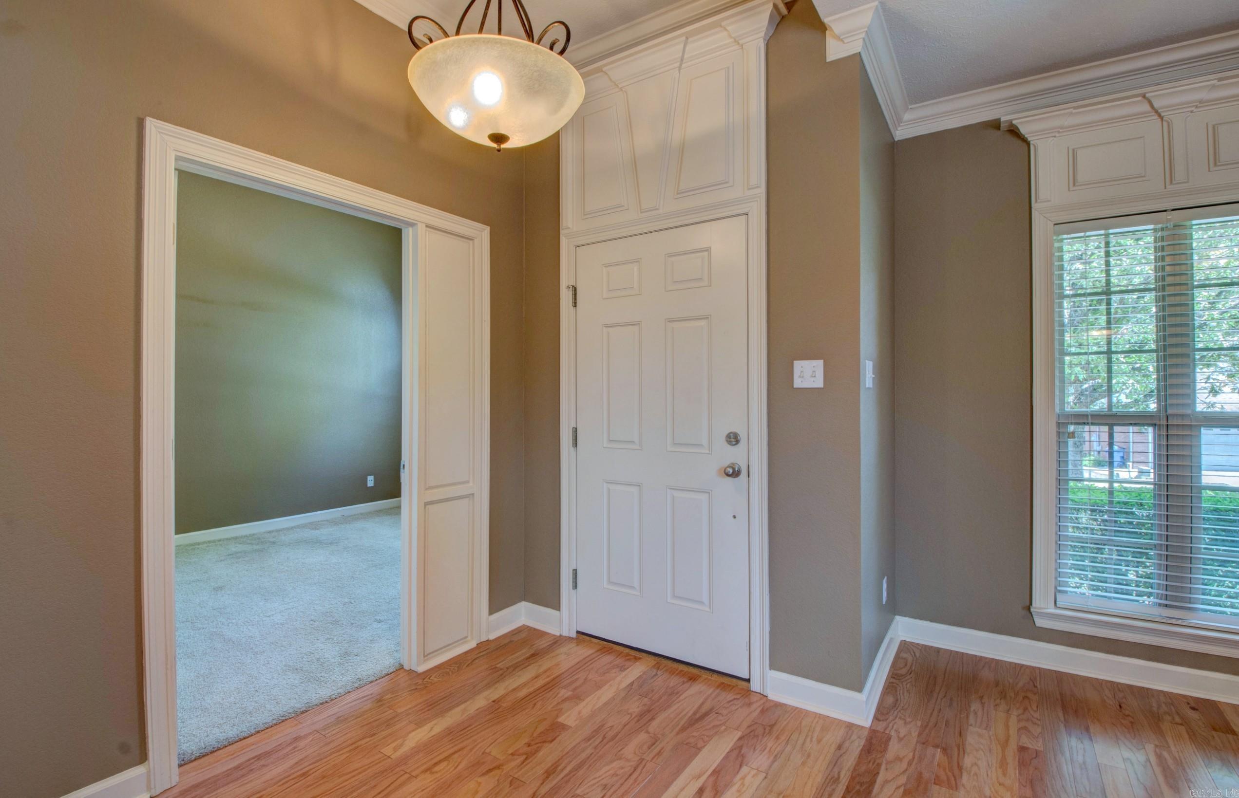 124 Mountain Valley  Maumelle, AR