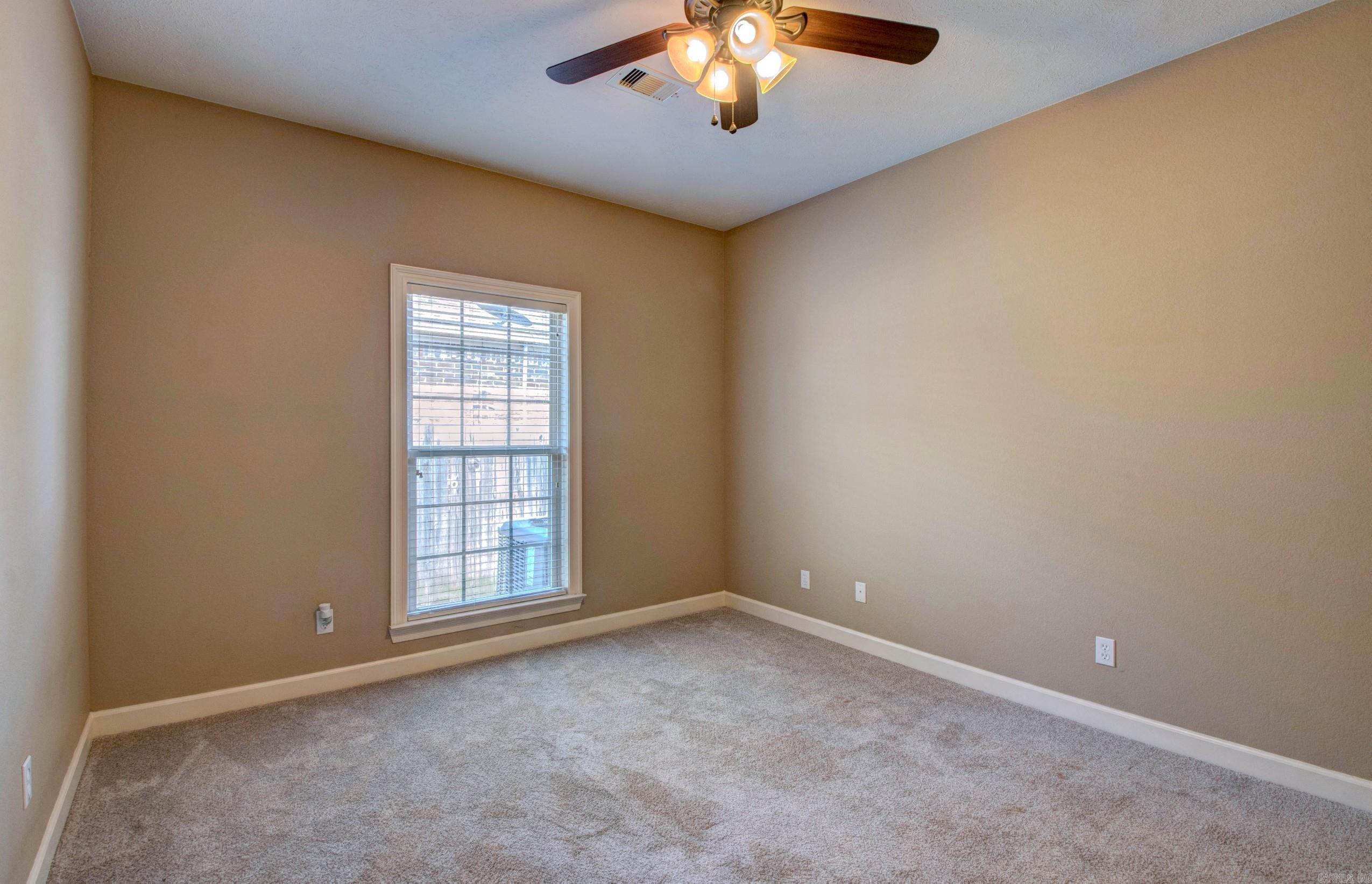 124 Mountain Valley  Maumelle, AR