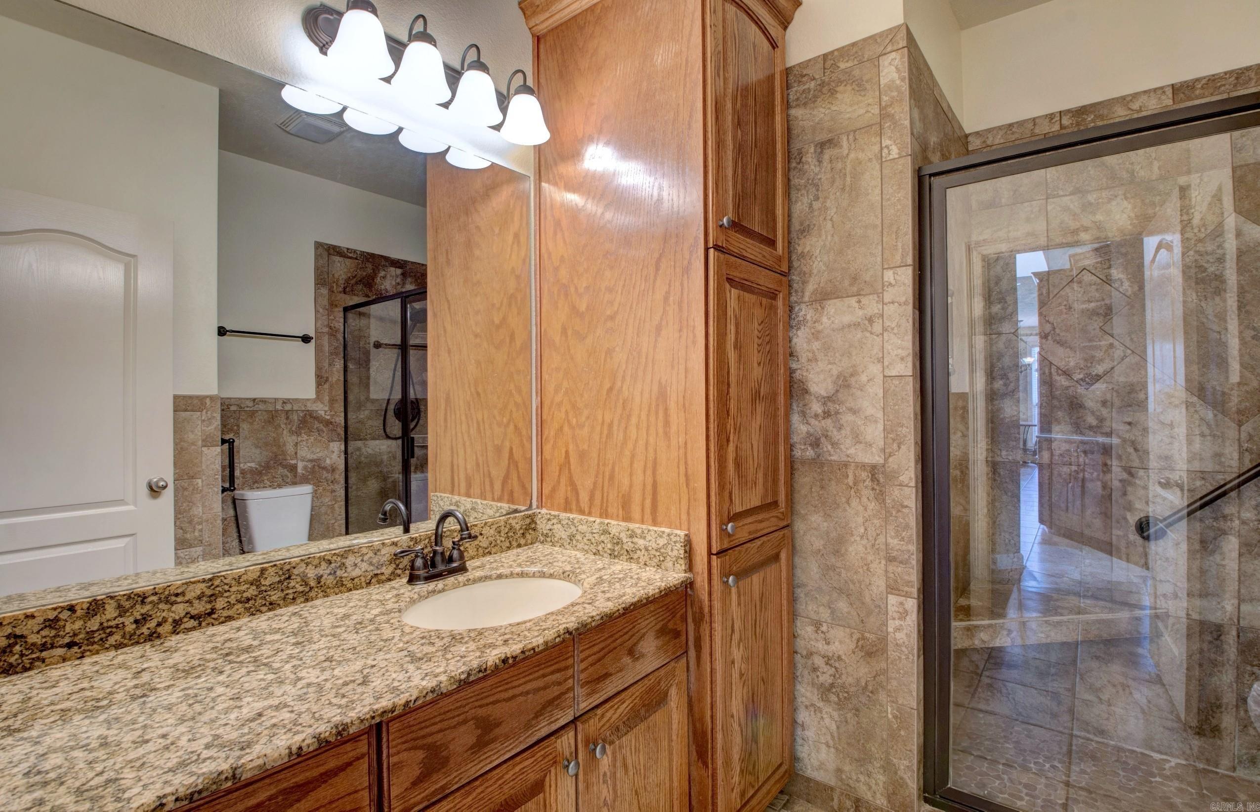 124 Mountain Valley  Maumelle, AR