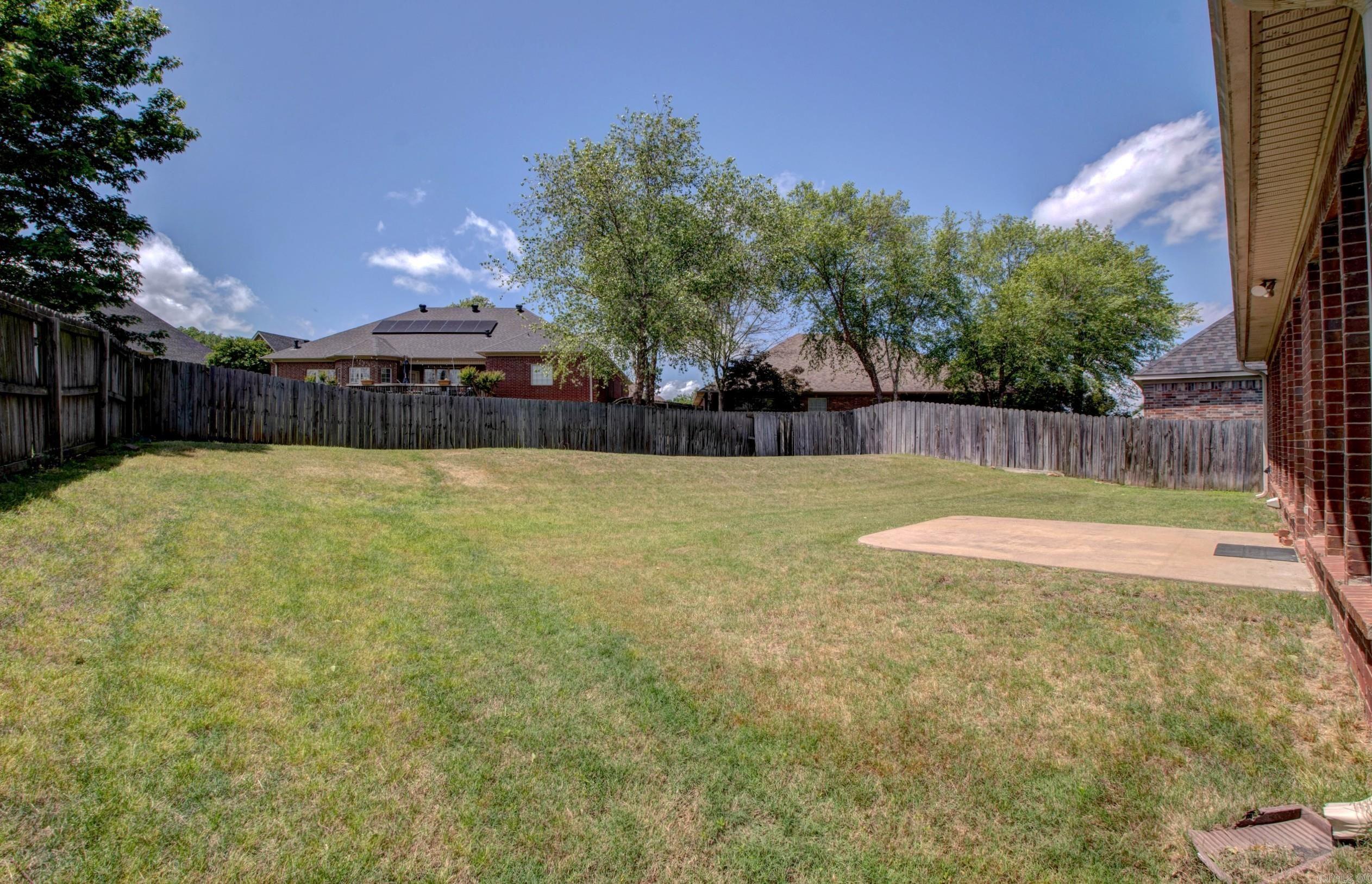 124 Mountain Valley  Maumelle, AR