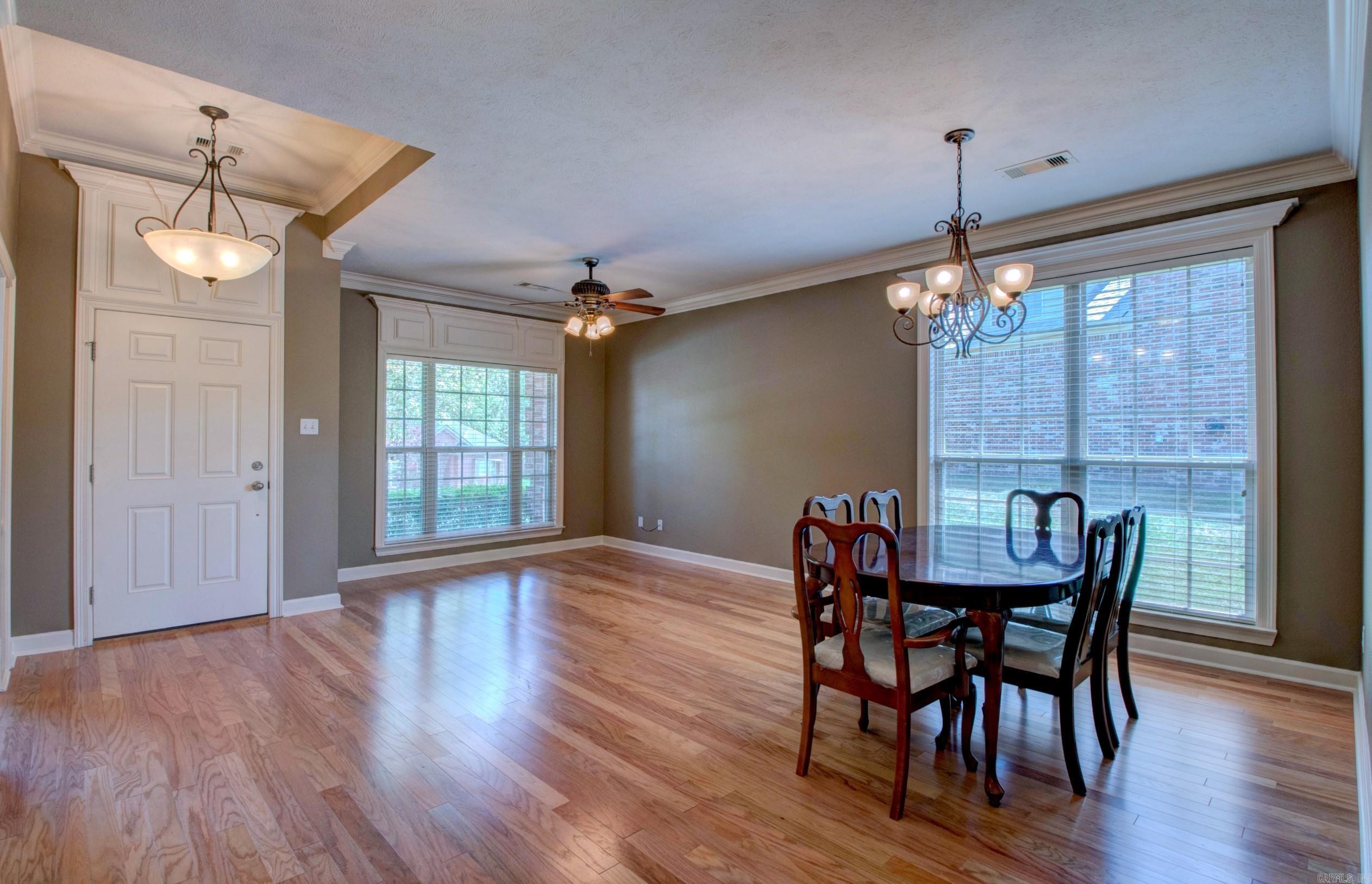 124 Mountain Valley  Maumelle, AR