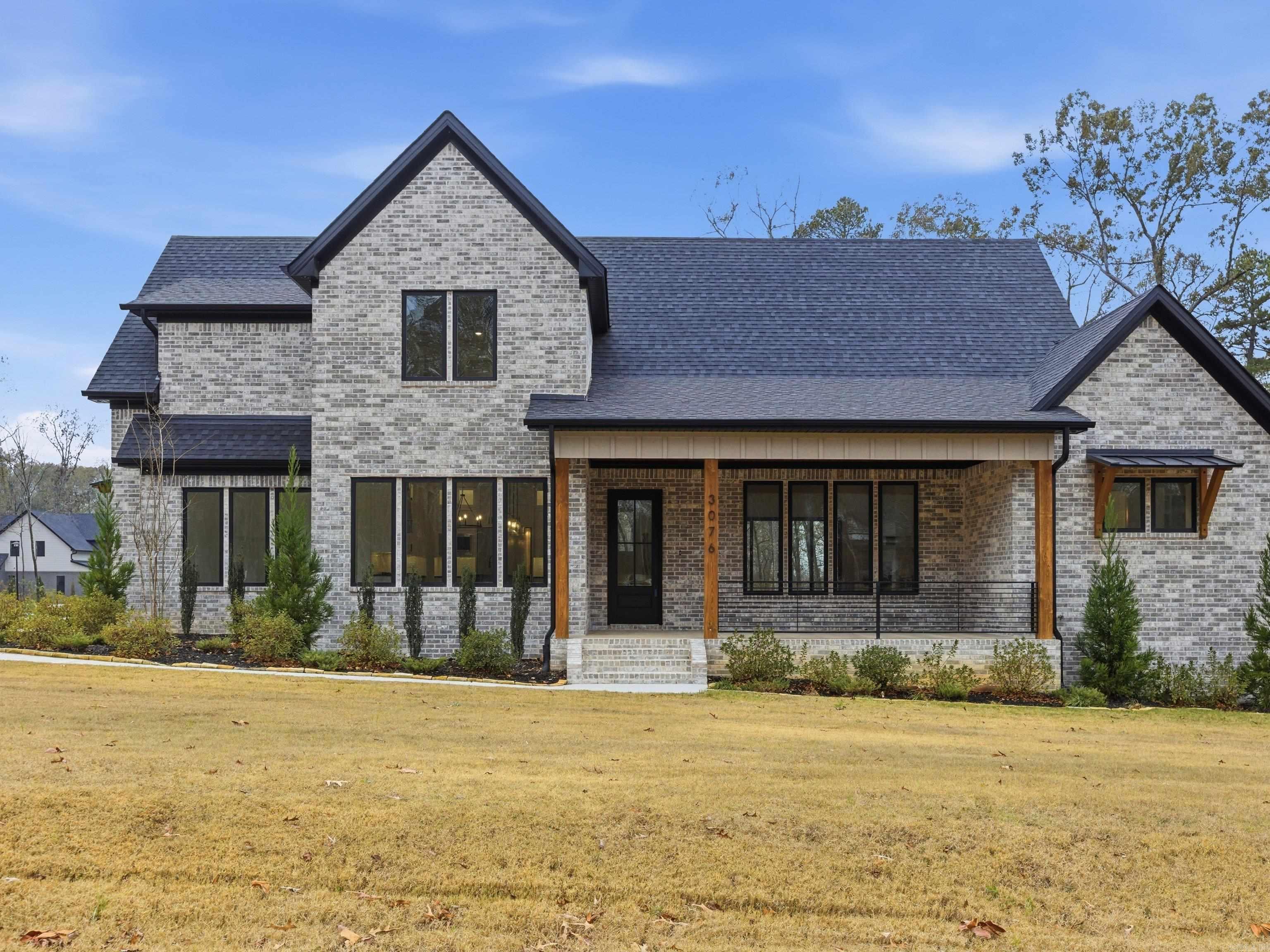 3076  Avilla Manor  Alexander, AR