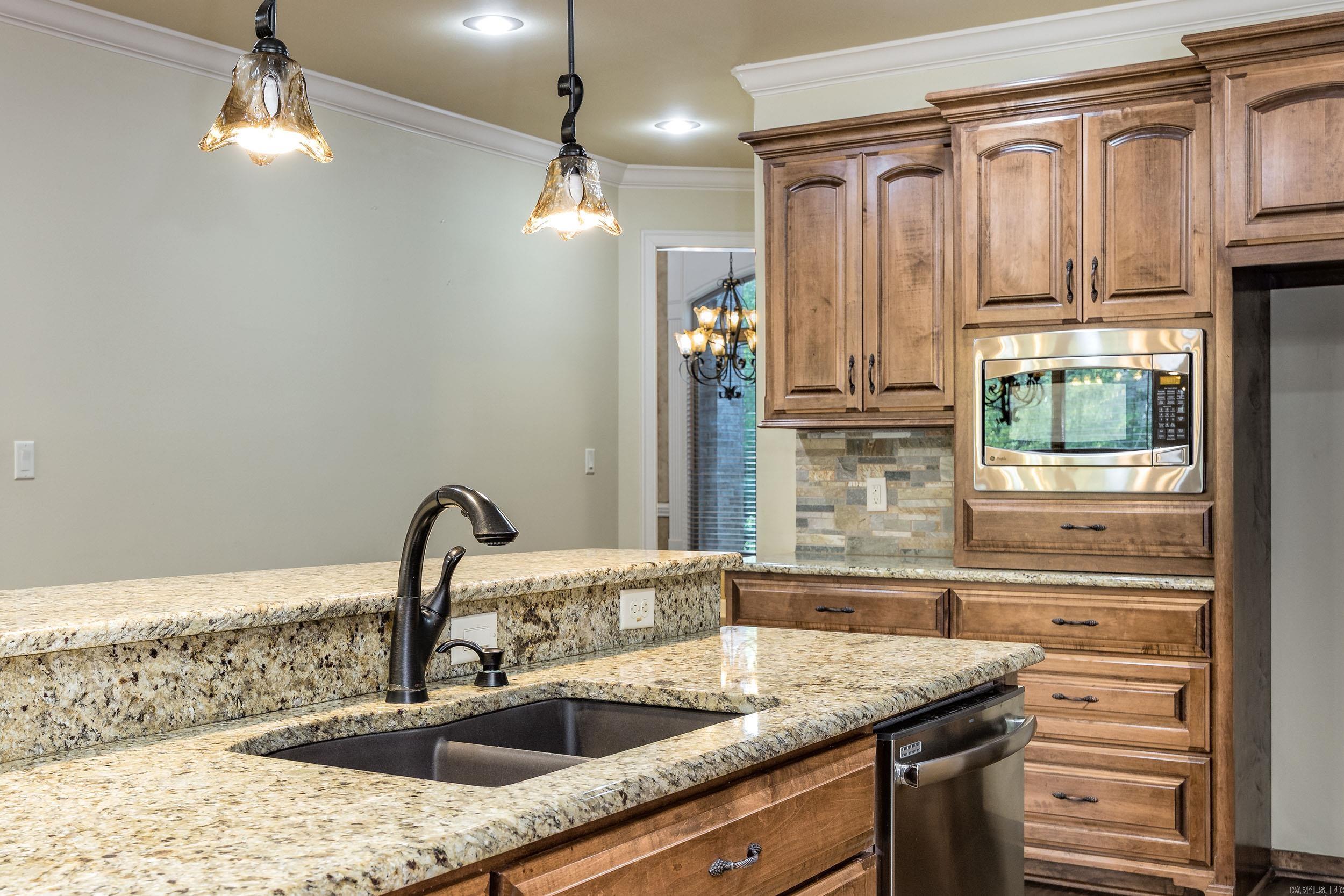 5 Pine View Place Little Rock, AR 72212