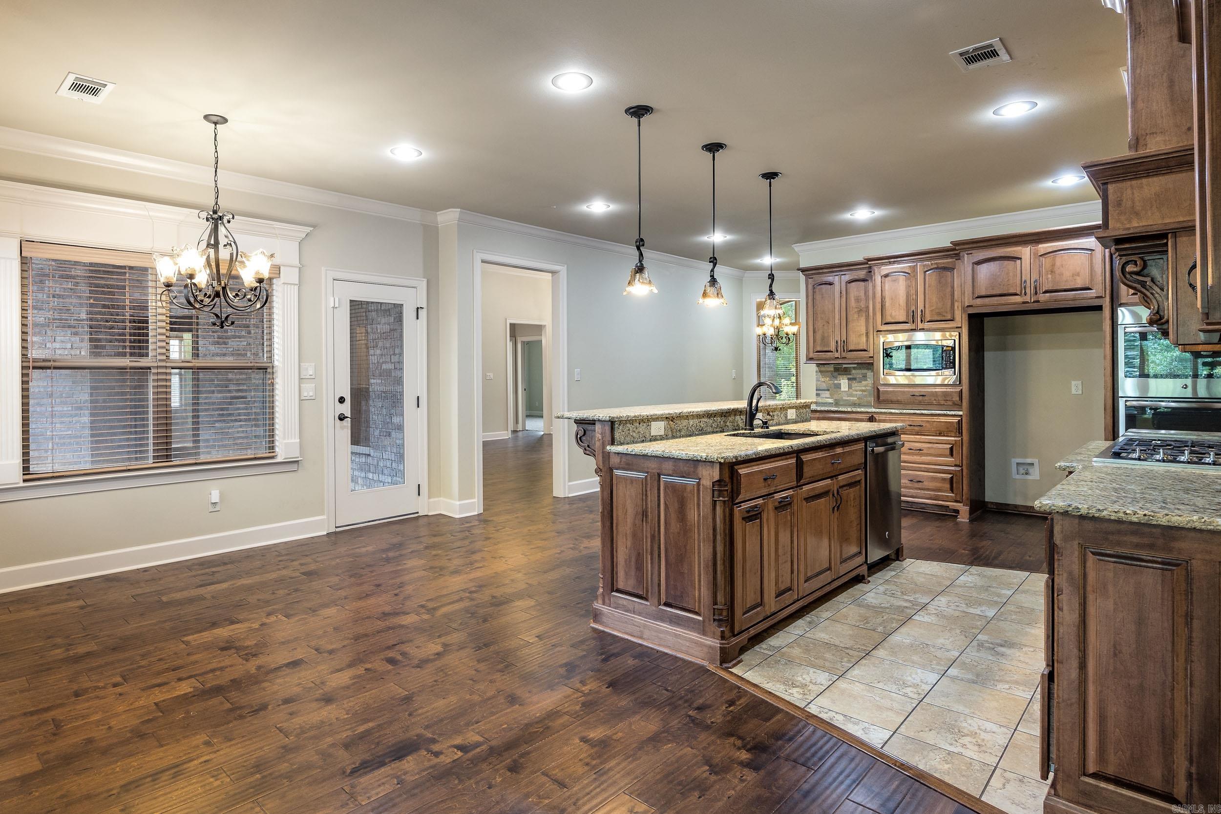 5 Pine View Place Little Rock, AR 72212