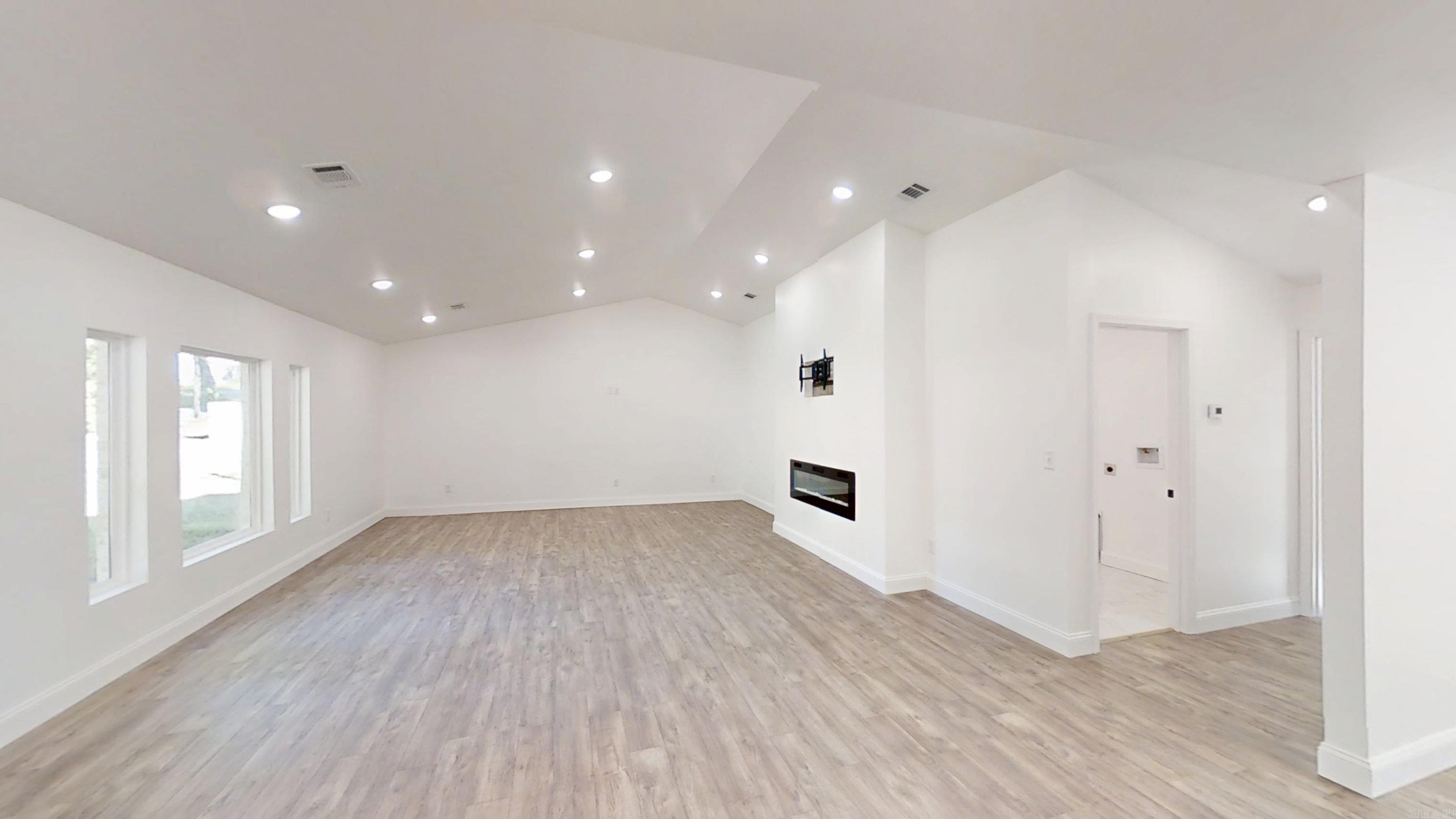 301 E Griffin  Harrisburg, AR