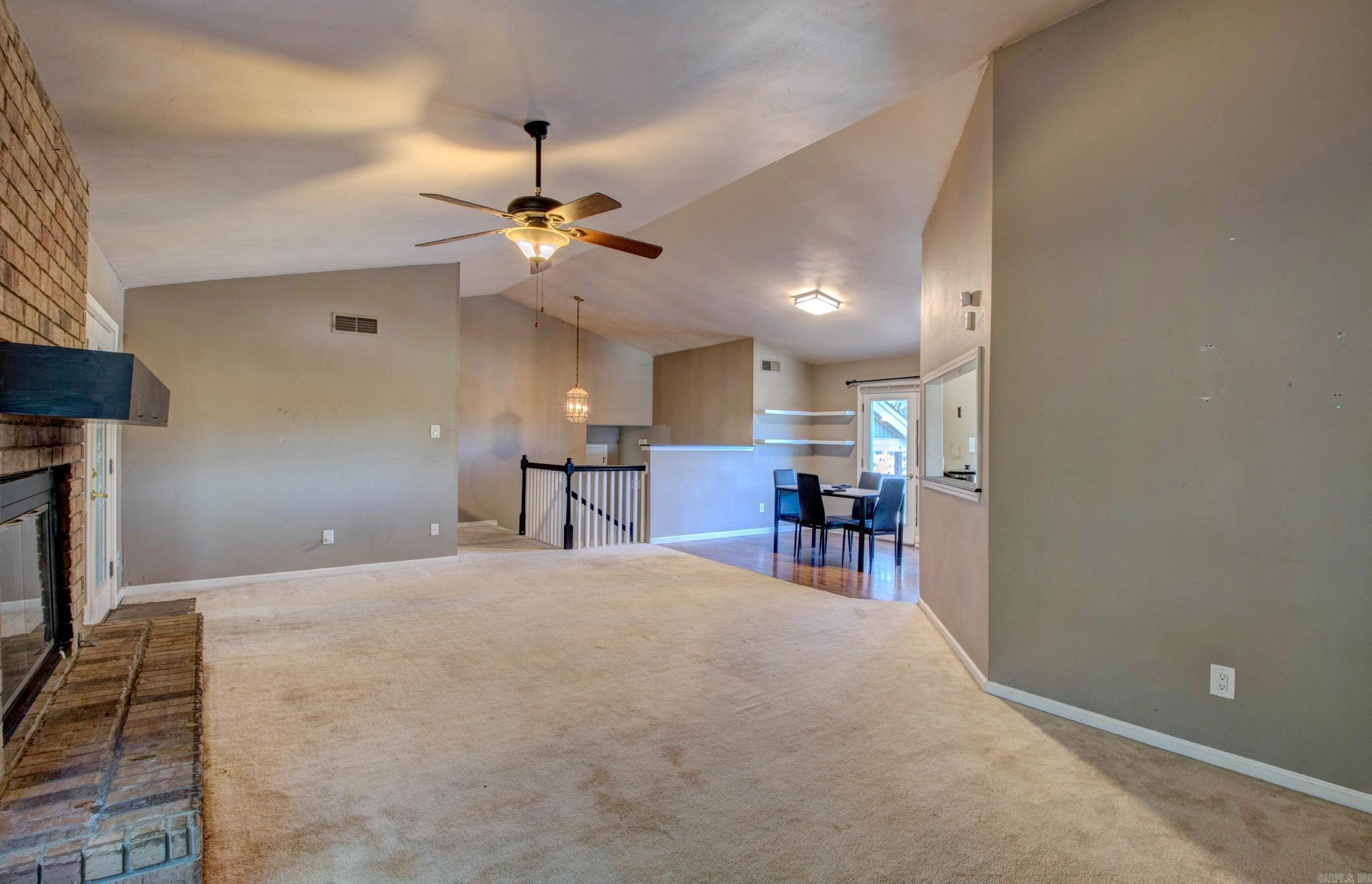 58 Vantage Drive Maumelle, AR 72113