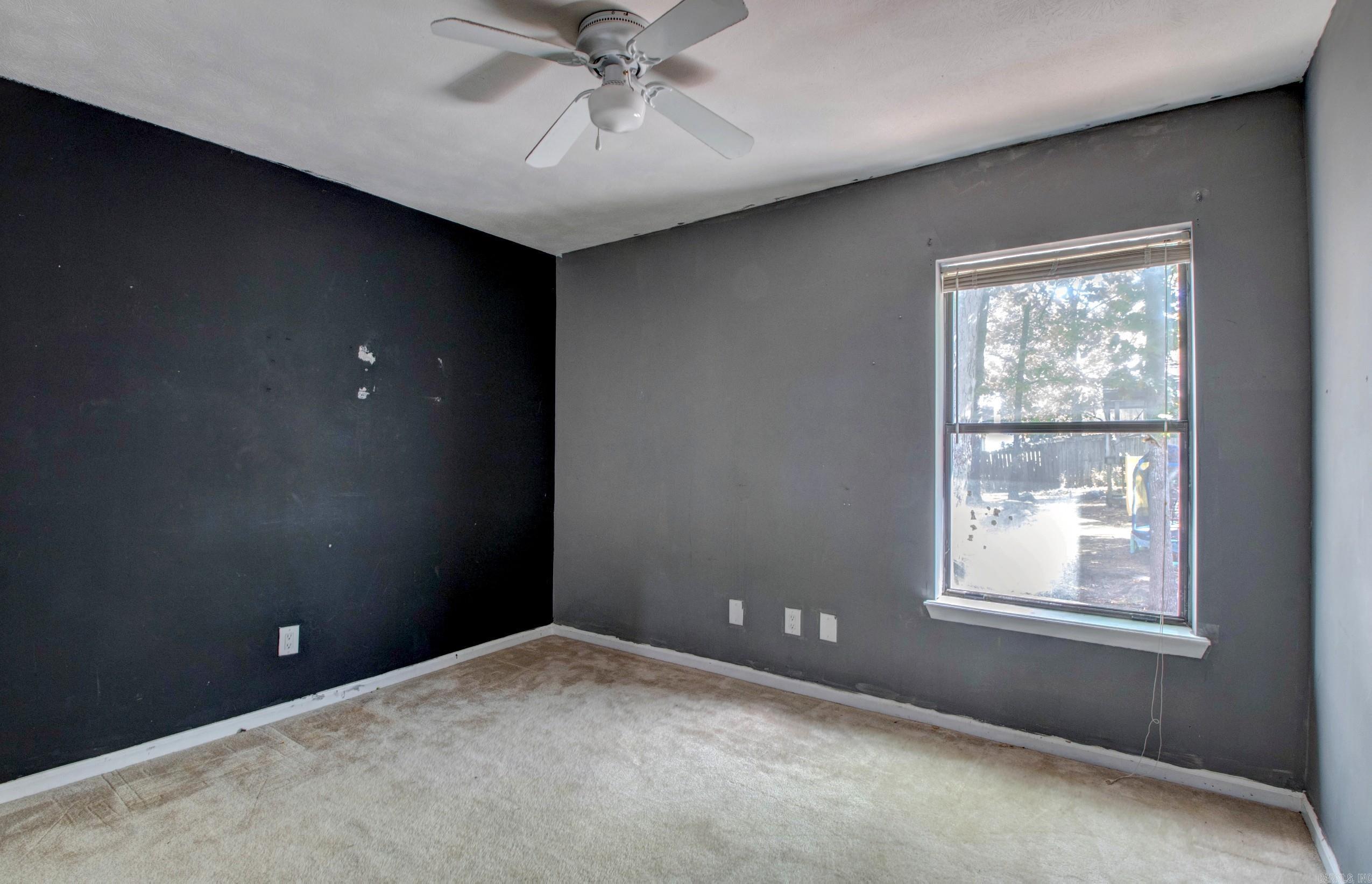 58 Vantage Drive Maumelle, AR 72113