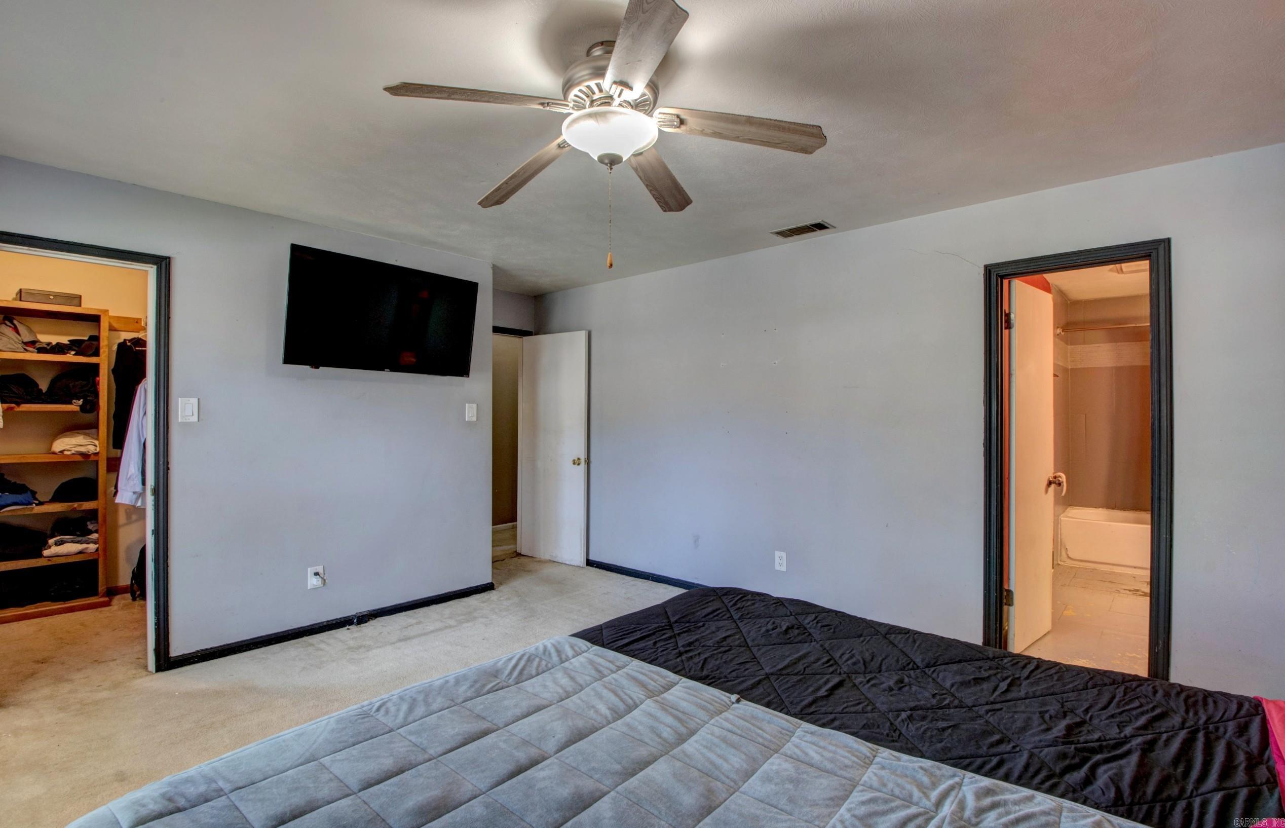 58 Vantage Drive Maumelle, AR 72113