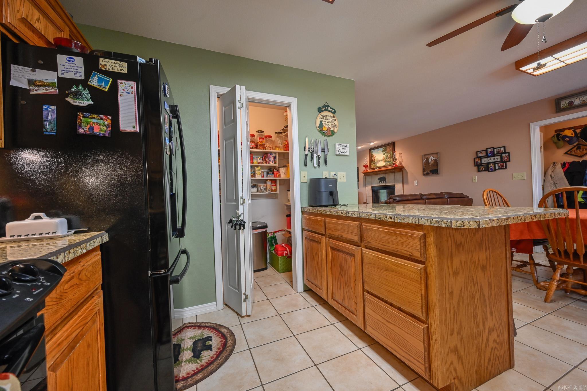 146 Peta Ln Mena, AR 71953