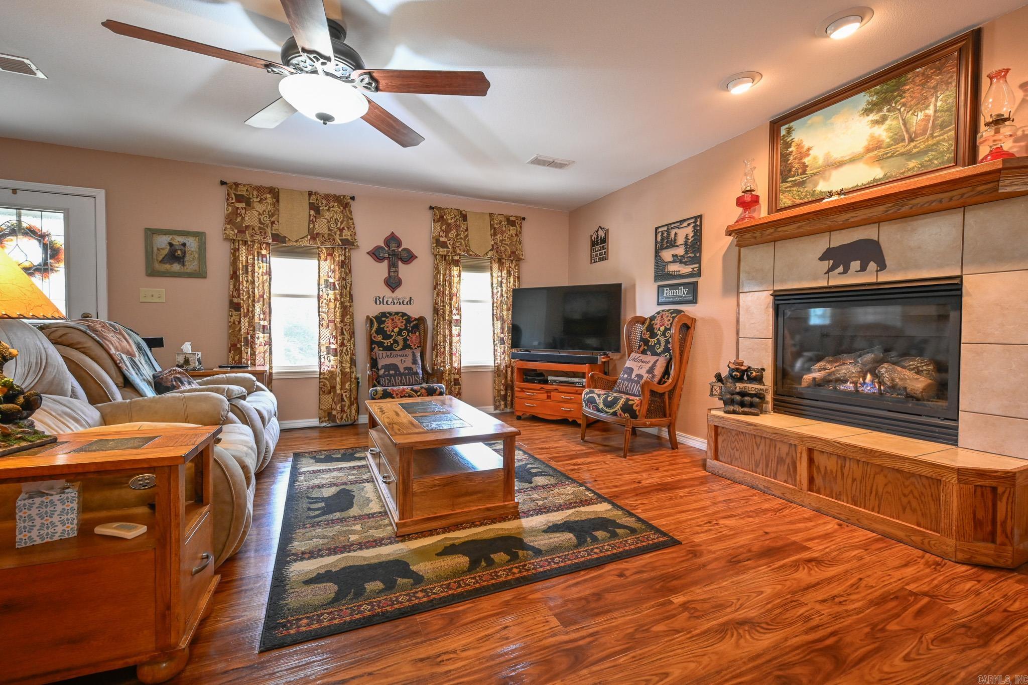 146 Peta Ln Mena, AR 71953