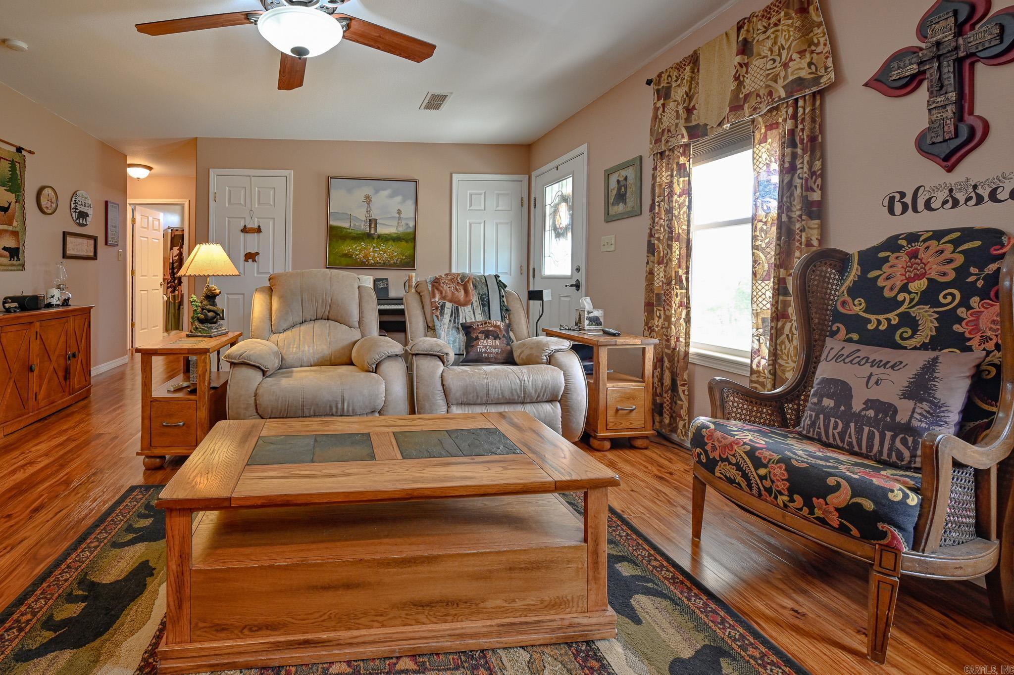 146 Peta Ln Mena, AR 71953