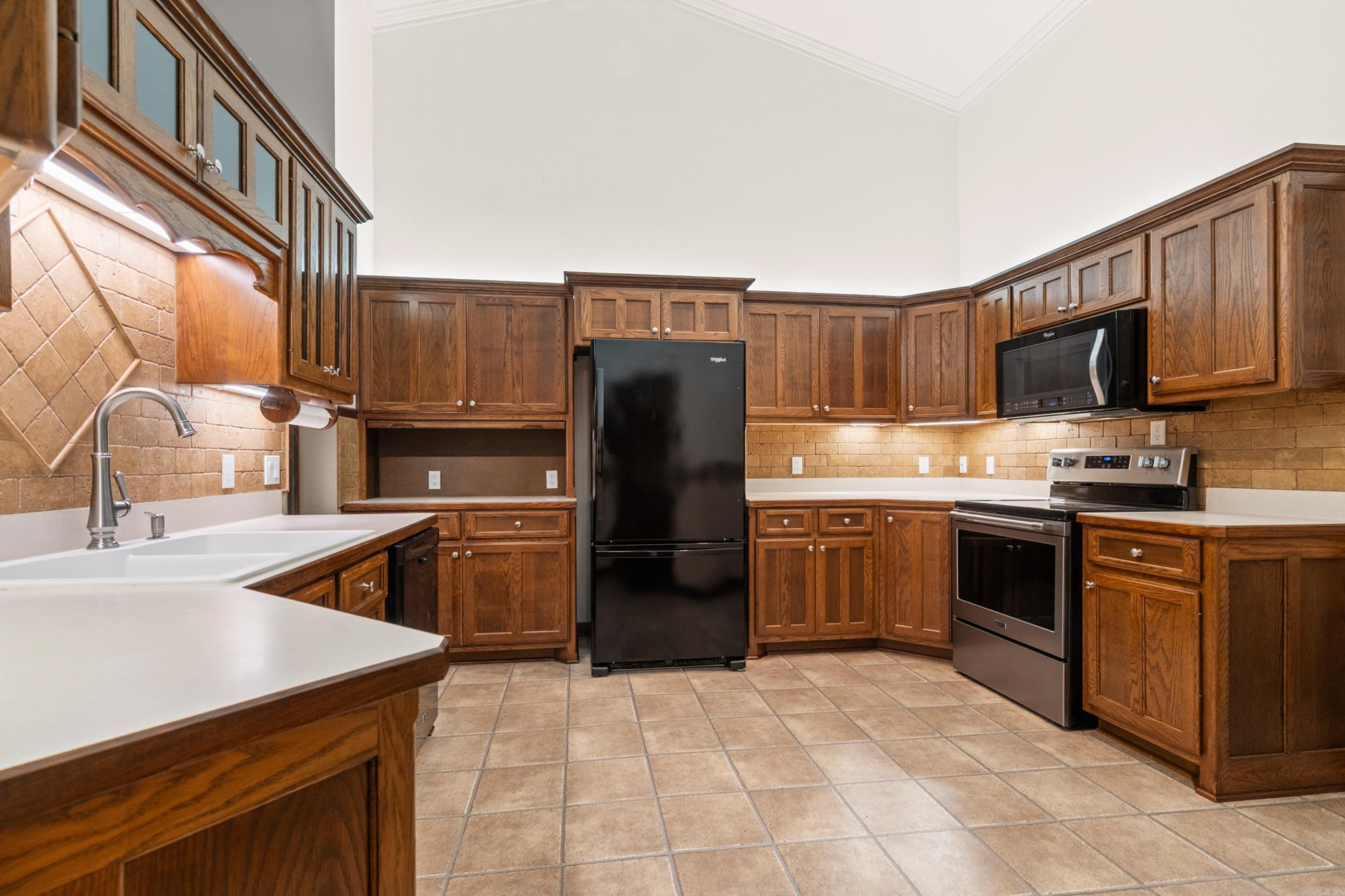 2 Guindola  Hot Springs Village, AR