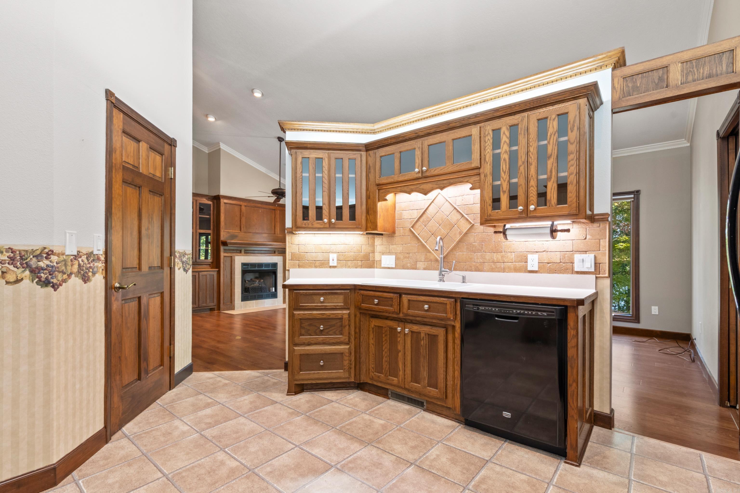 2 Guindola  Hot Springs Village, AR