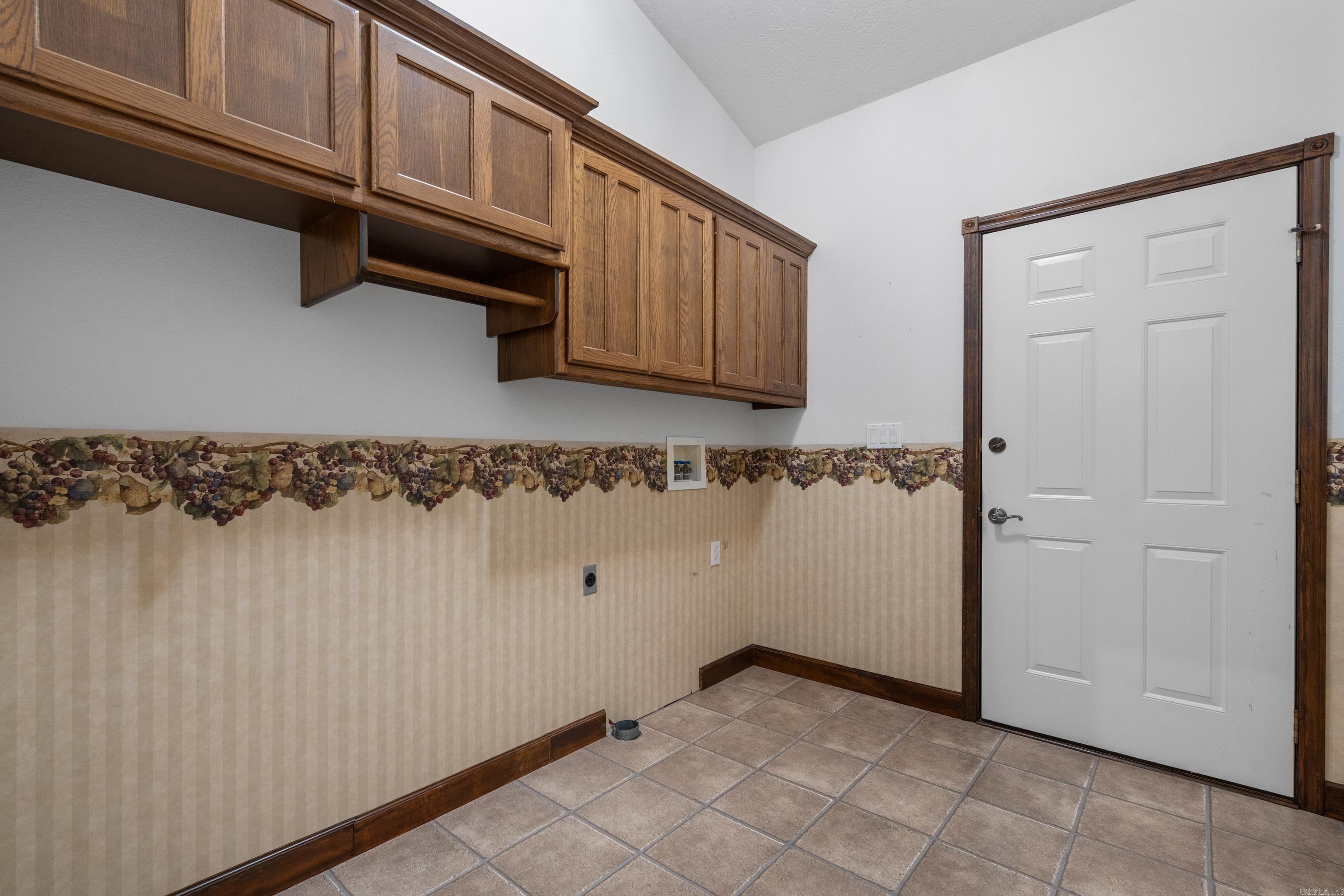 2 Guindola  Hot Springs Village, AR