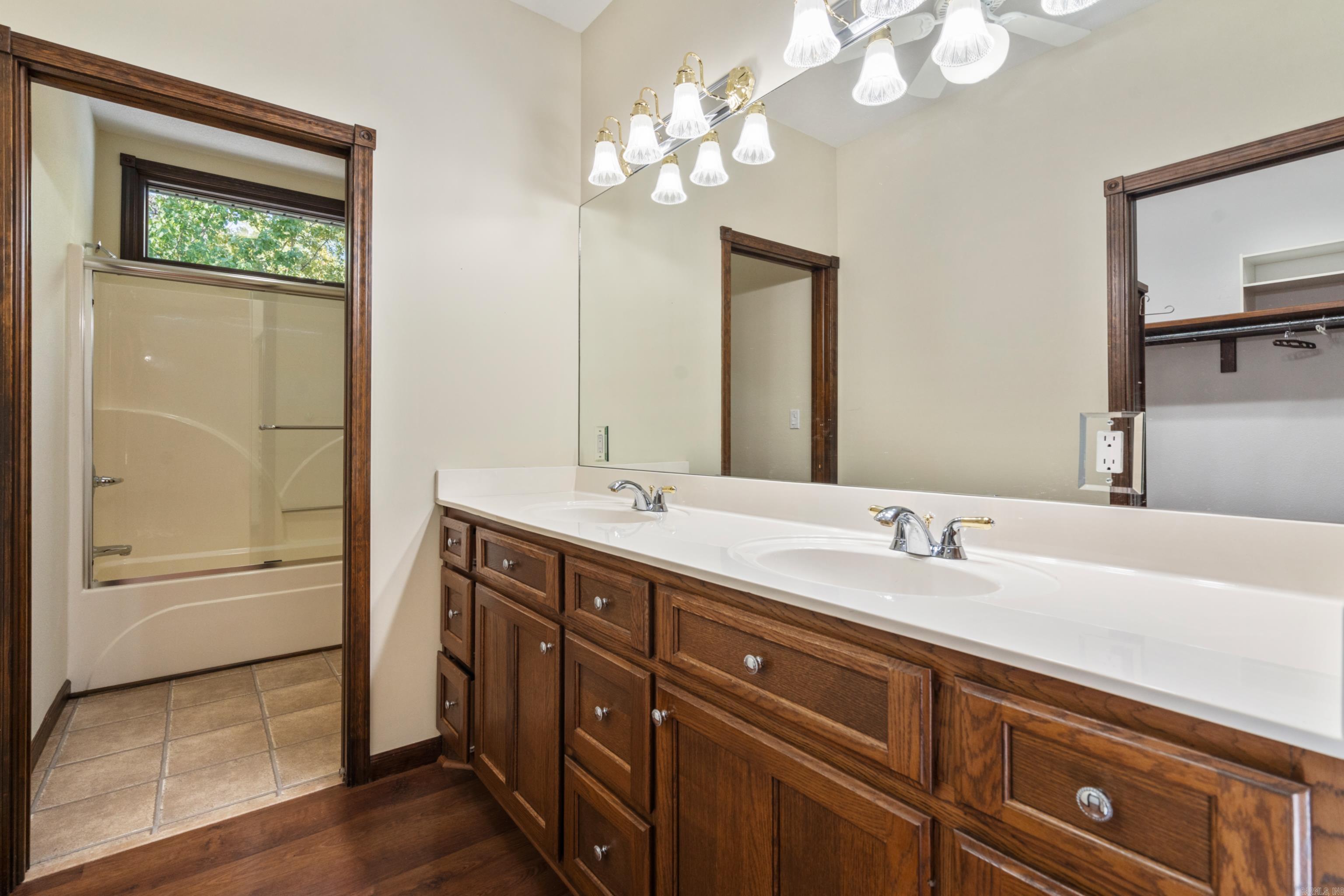 2 Guindola  Hot Springs Village, AR