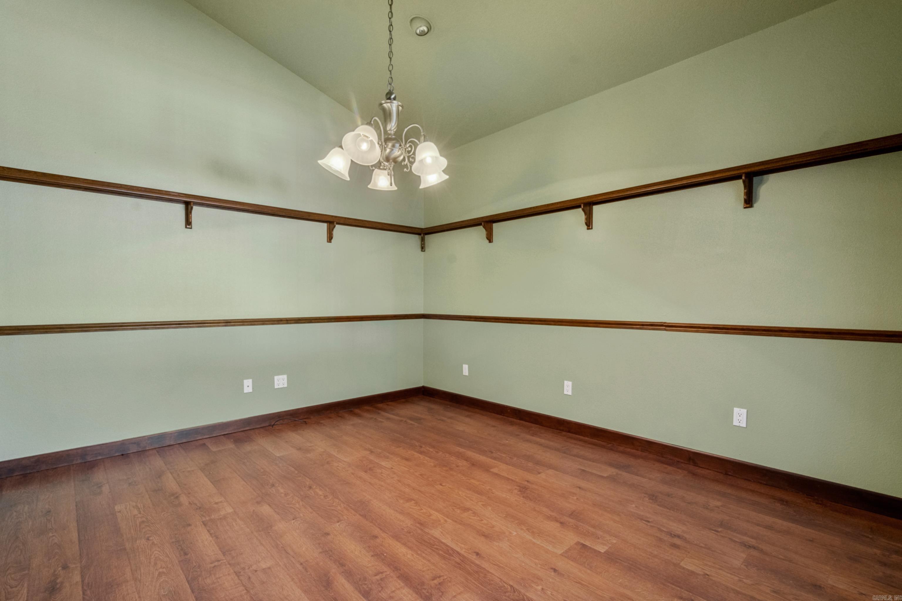 2 Guindola  Hot Springs Village, AR