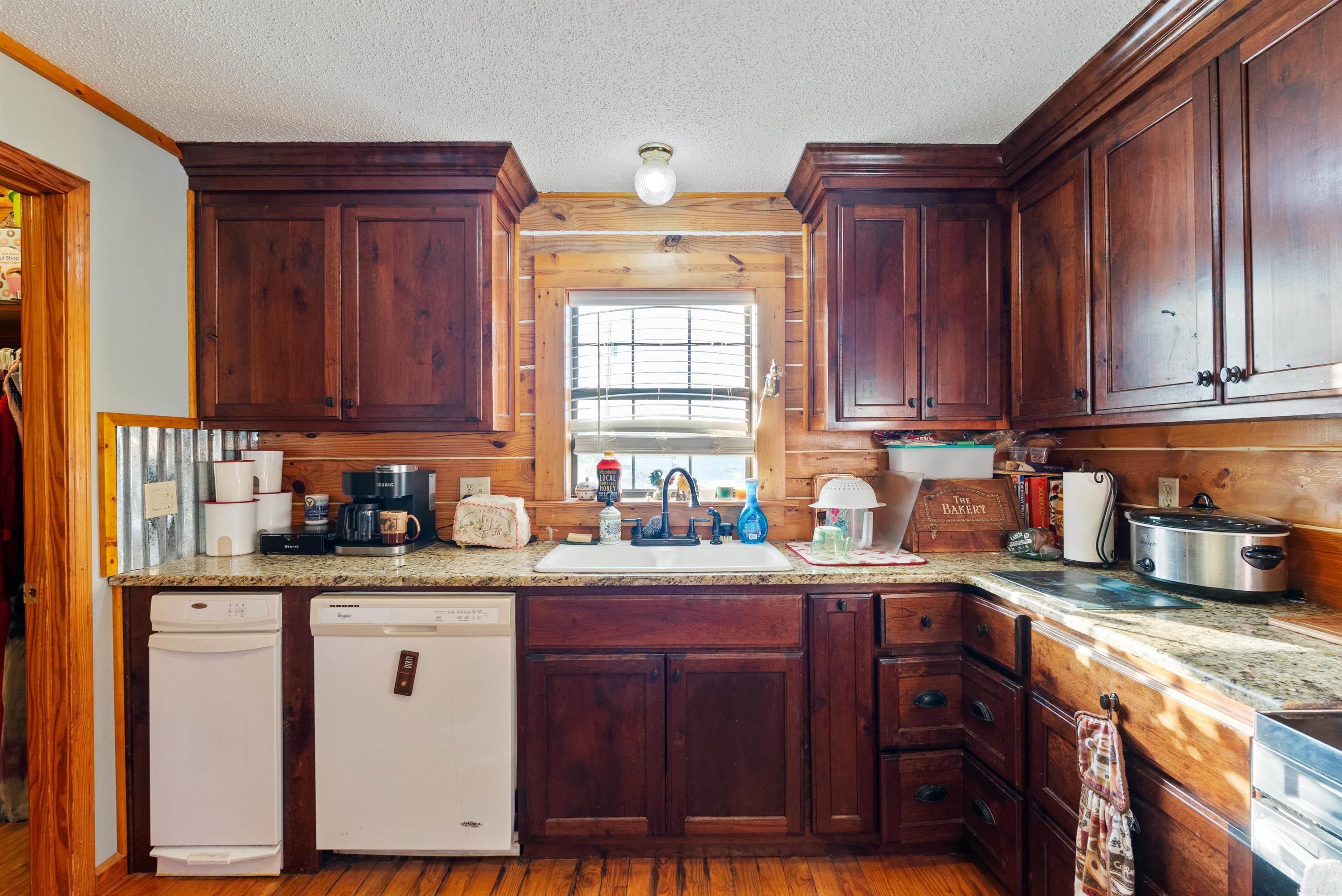 93 Mill Creek  Greenbrier, AR